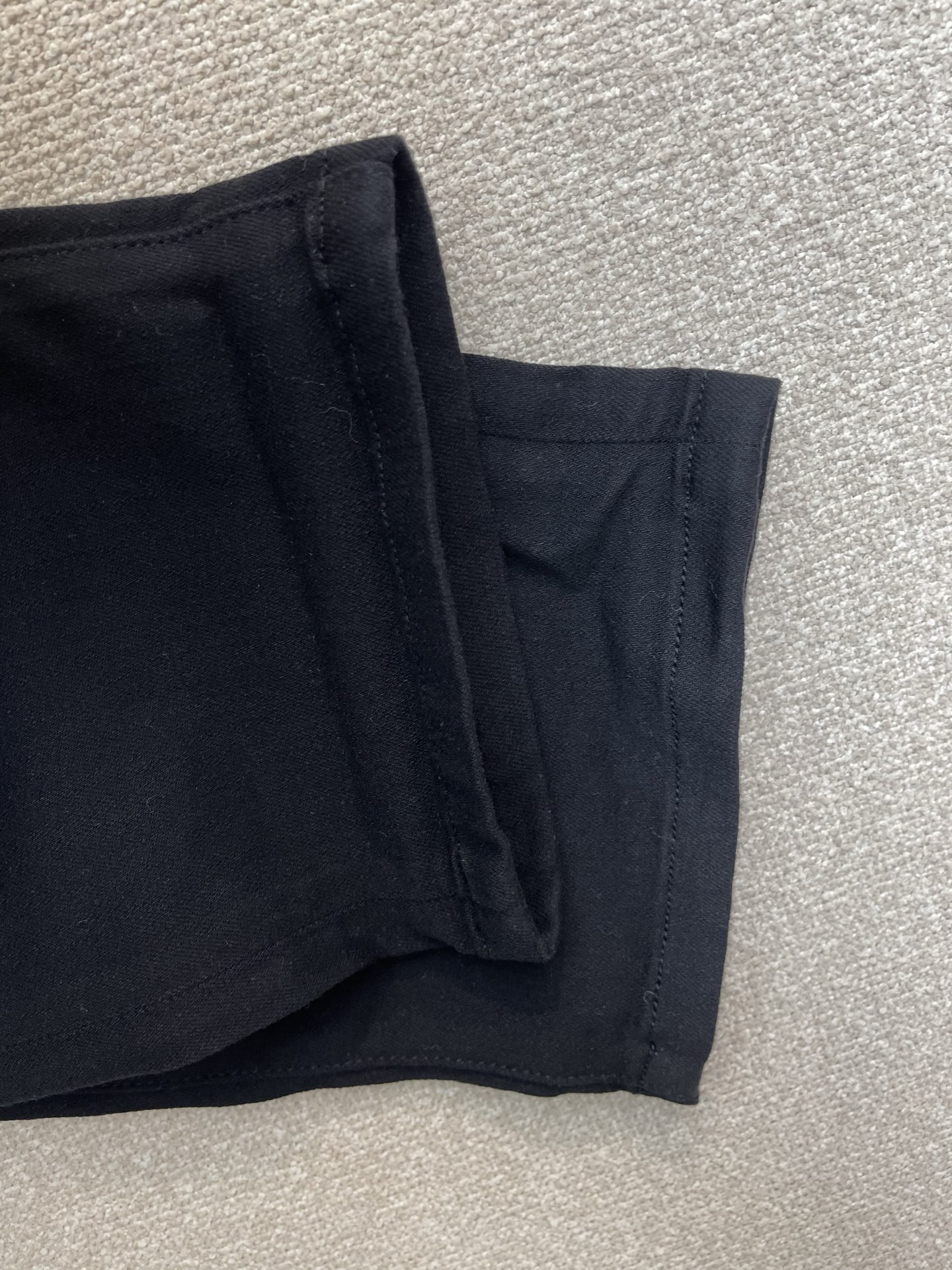 。ARMANI阿玛尼💥砸锅卖铁都要上的新款新款休闲牛仔裤👖高端版本！专柜定制面料 透气舒适度高，细节无可