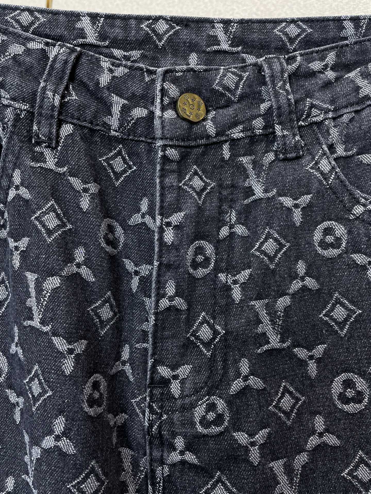 。Louis Vuitton路易威登💥独家专供新款休闲阔腿牛仔裤👖高端版本 专柜定制面料 透气舒适度高，