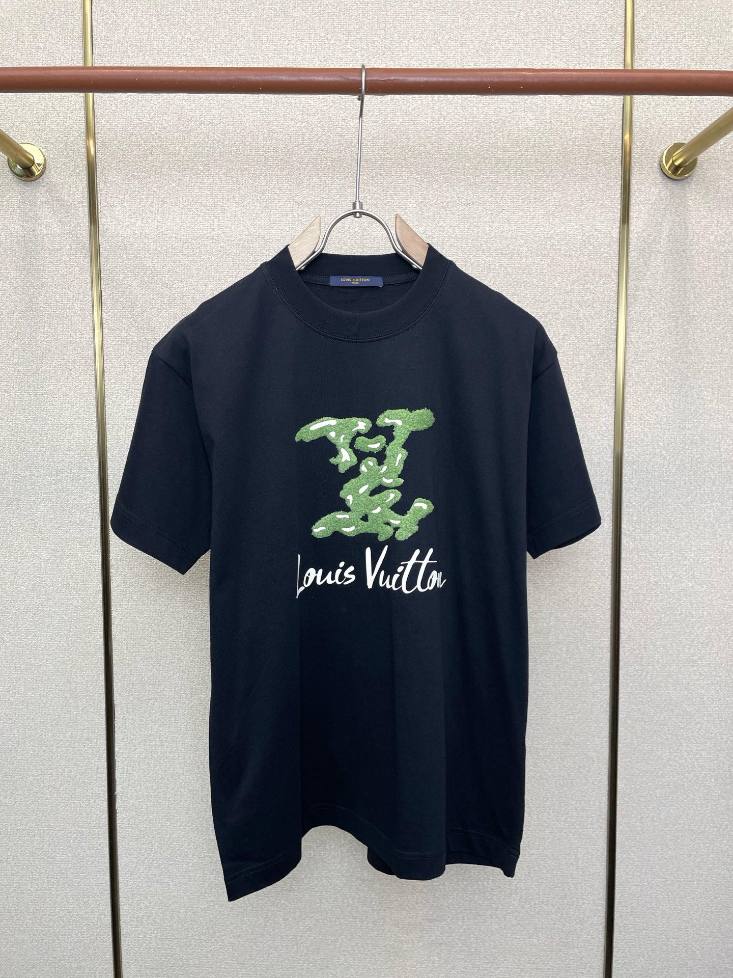 。Louis Vuitton路易威登💥独家专供新款原单男士休闲短袖 高端定制 高版本 时尚百搭爆款⚠️⚠