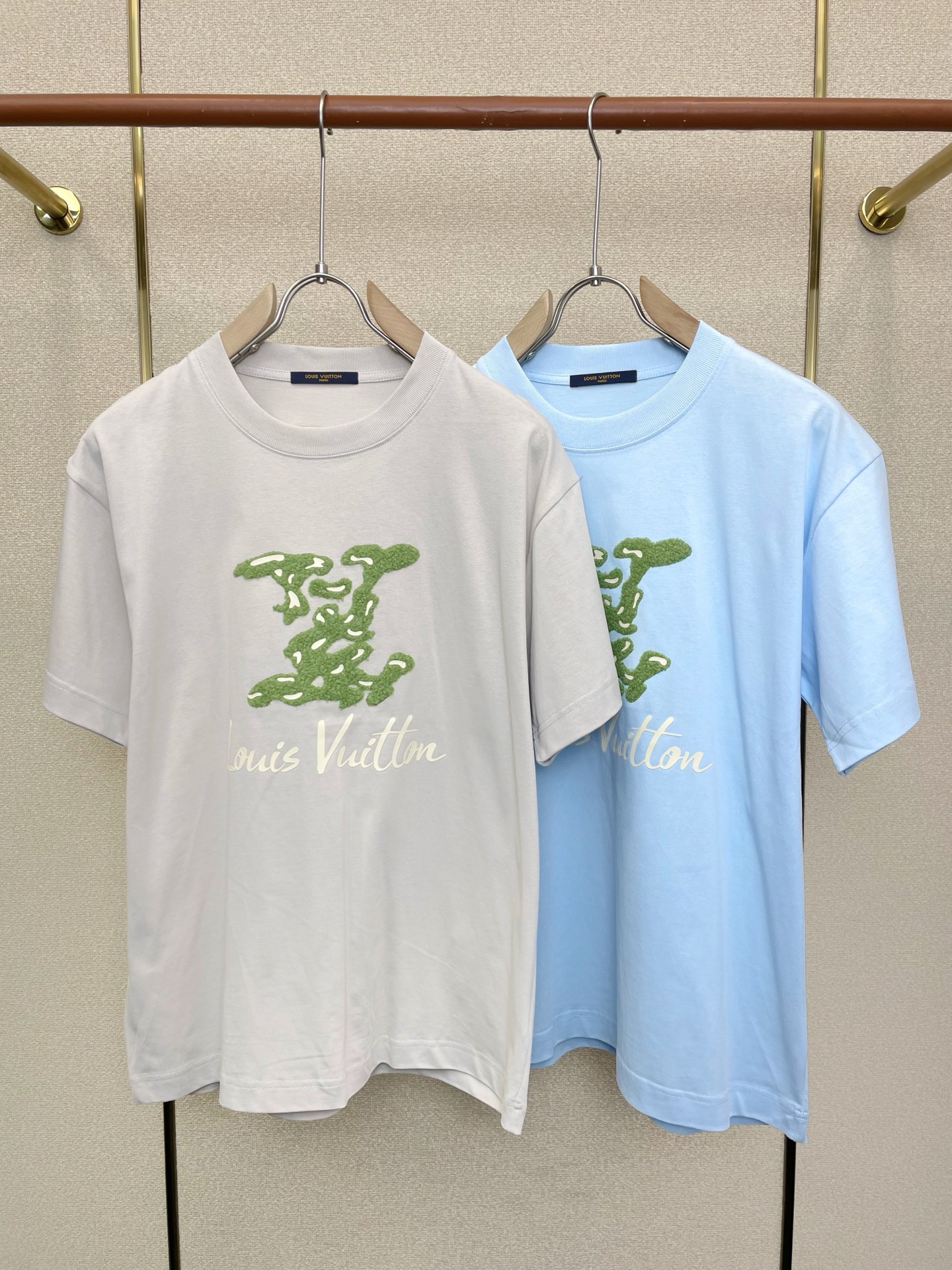 。Louis Vuitton路易威登💥独家专供新款原单男士休闲短袖 高端定制 高版本 时尚百搭爆款⚠️⚠