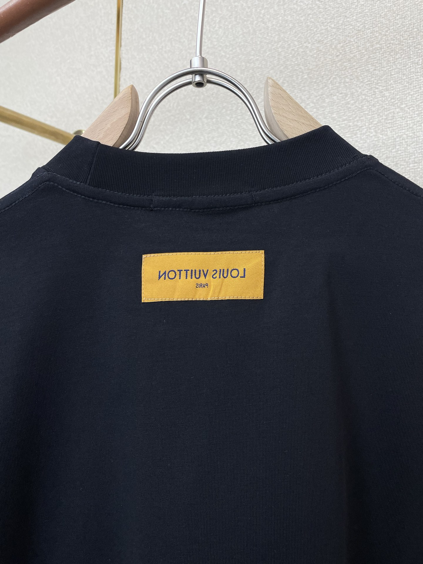 。Louis Vuitton路易威登💥独家专供新款原单男士休闲短袖 高端定制 高版本 时尚百搭爆款⚠️⚠