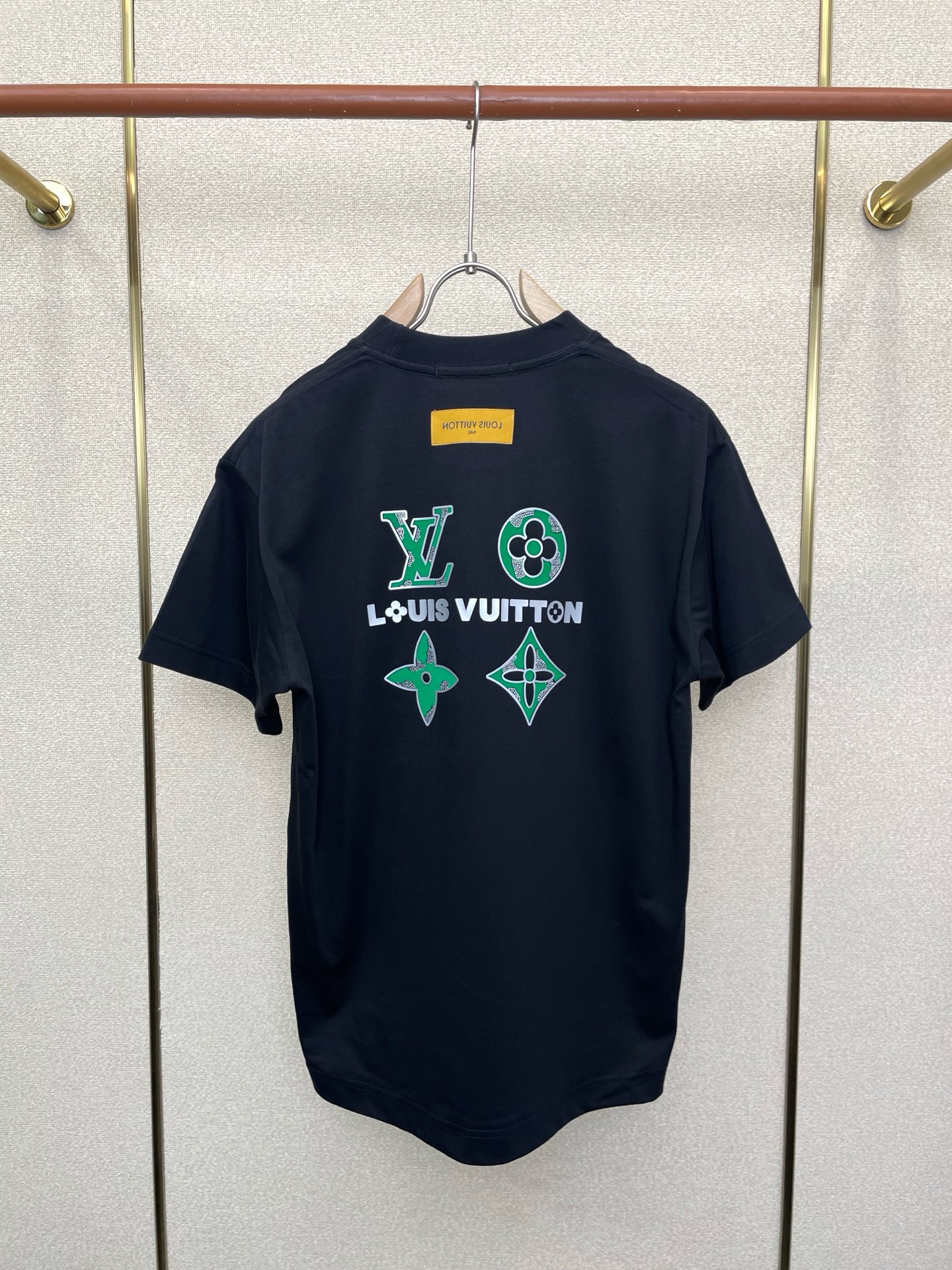 。Louis Vuitton路易威登💥独家专供新款原单男士休闲短袖 高端定制 高版本 时尚百搭爆款⚠️⚠