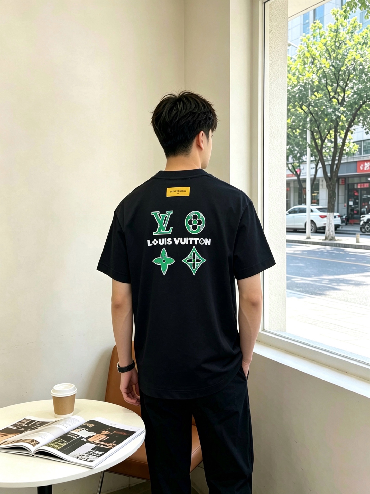 。Louis Vuitton路易威登💥独家专供新款原单男士休闲短袖 高端定制 高版本 时尚百搭爆款⚠️⚠