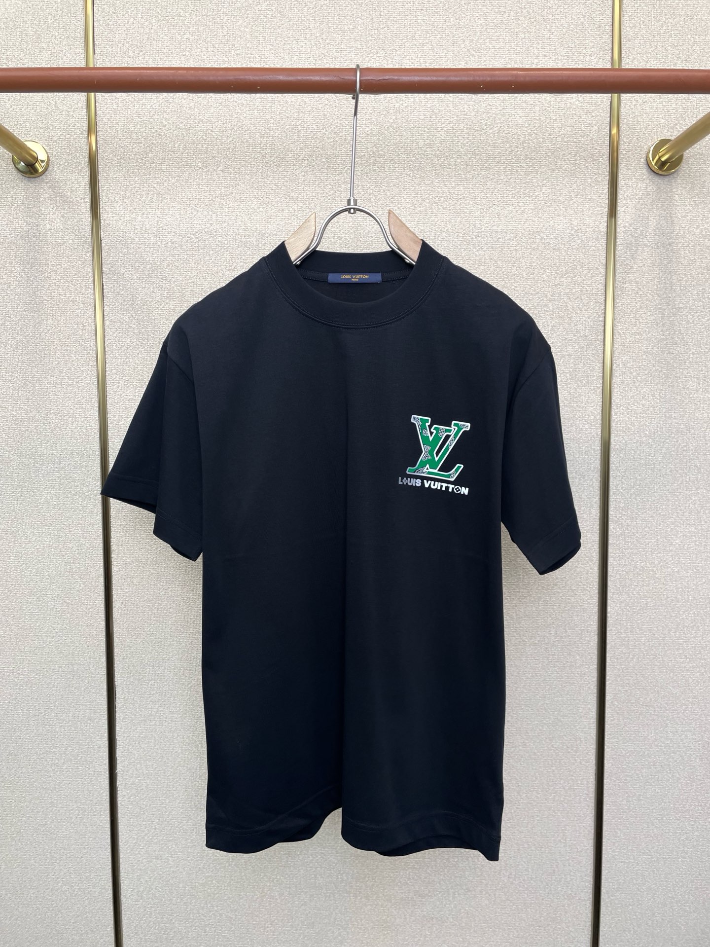 。Louis Vuitton路易威登💥独家专供新款原单男士休闲短袖 高端定制 高版本 时尚百搭爆款⚠️⚠