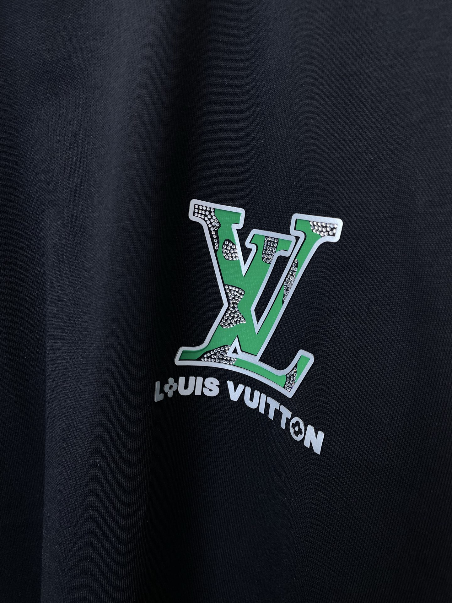 。Louis Vuitton路易威登💥独家专供新款原单男士休闲短袖 高端定制 高版本 时尚百搭爆款⚠️⚠