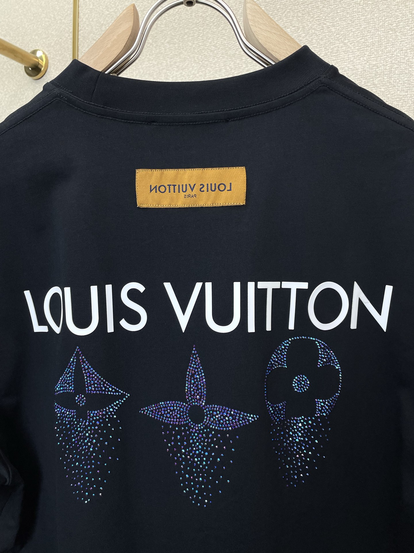 。Louis Vuitton路易威登💥独家专供新款原单男士休闲短袖 高端定制 高版本 时尚百搭爆款⚠️⚠