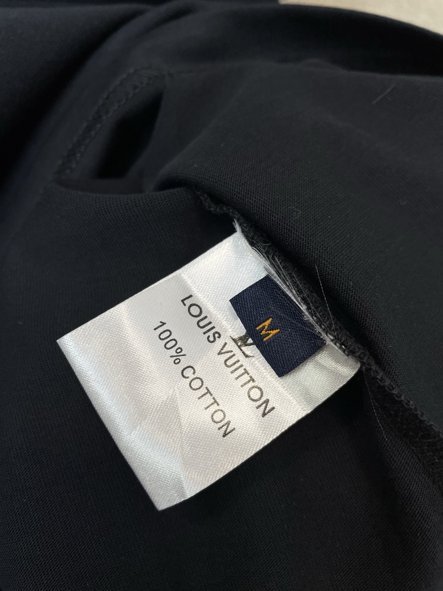 。Louis Vuitton路易威登💥独家专供新款原单男士休闲短袖 高端定制 高版本 时尚百搭爆款⚠️⚠