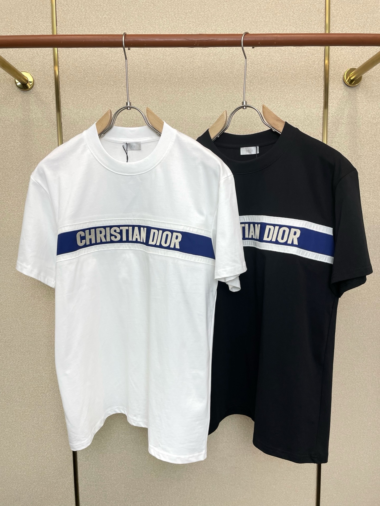 。Dior迪奥💥独家专供新款原单男士休闲短袖 高端定制 高版本 时尚百搭爆款⚠️⚠️✨✨进口面料 手感超