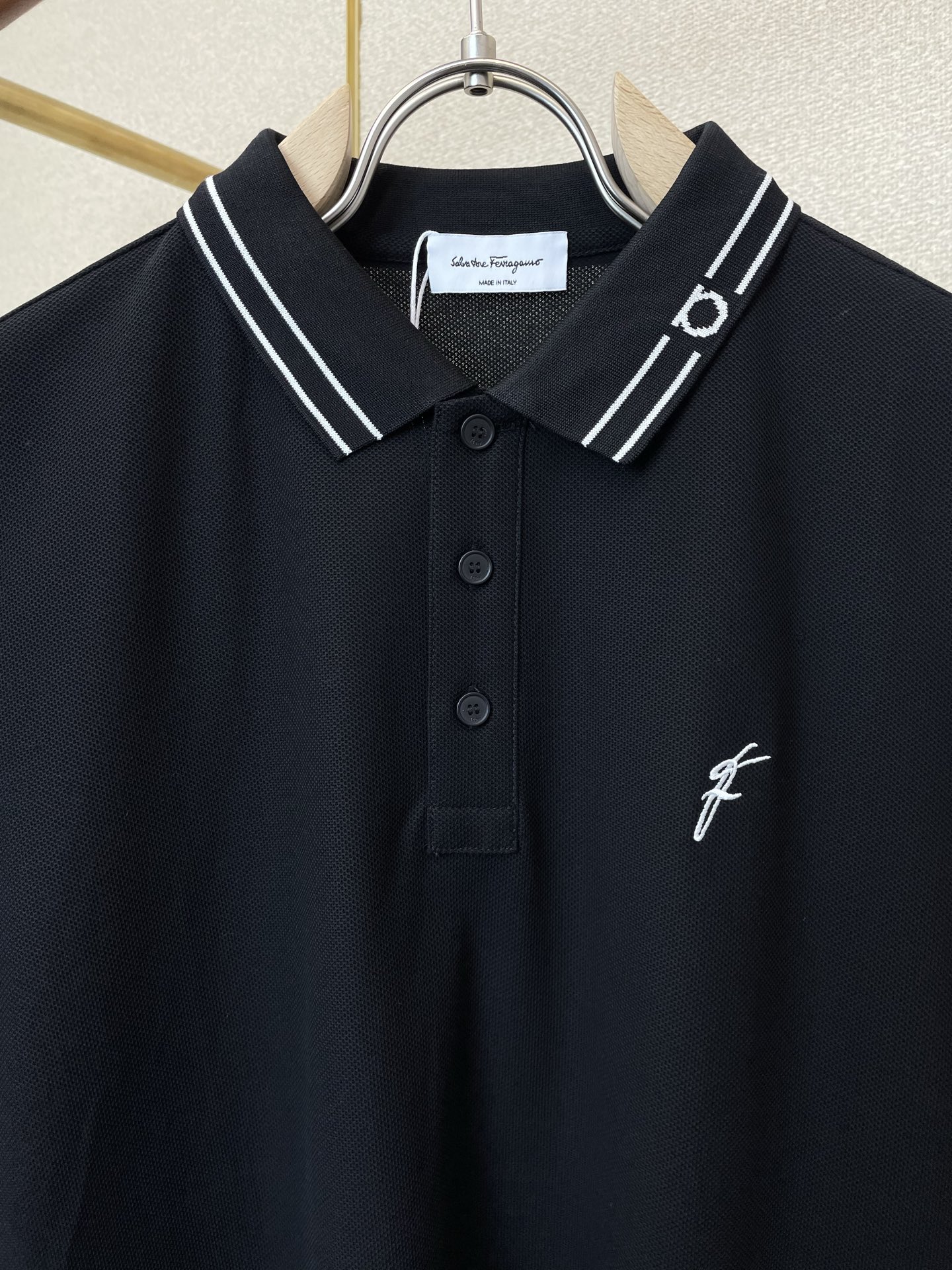 。FERRAGAMO菲拉格慕💥独家专供新款原单男士休闲短袖 高端定制 高端版本 时尚百搭爆款⚠️⚠️✨✨