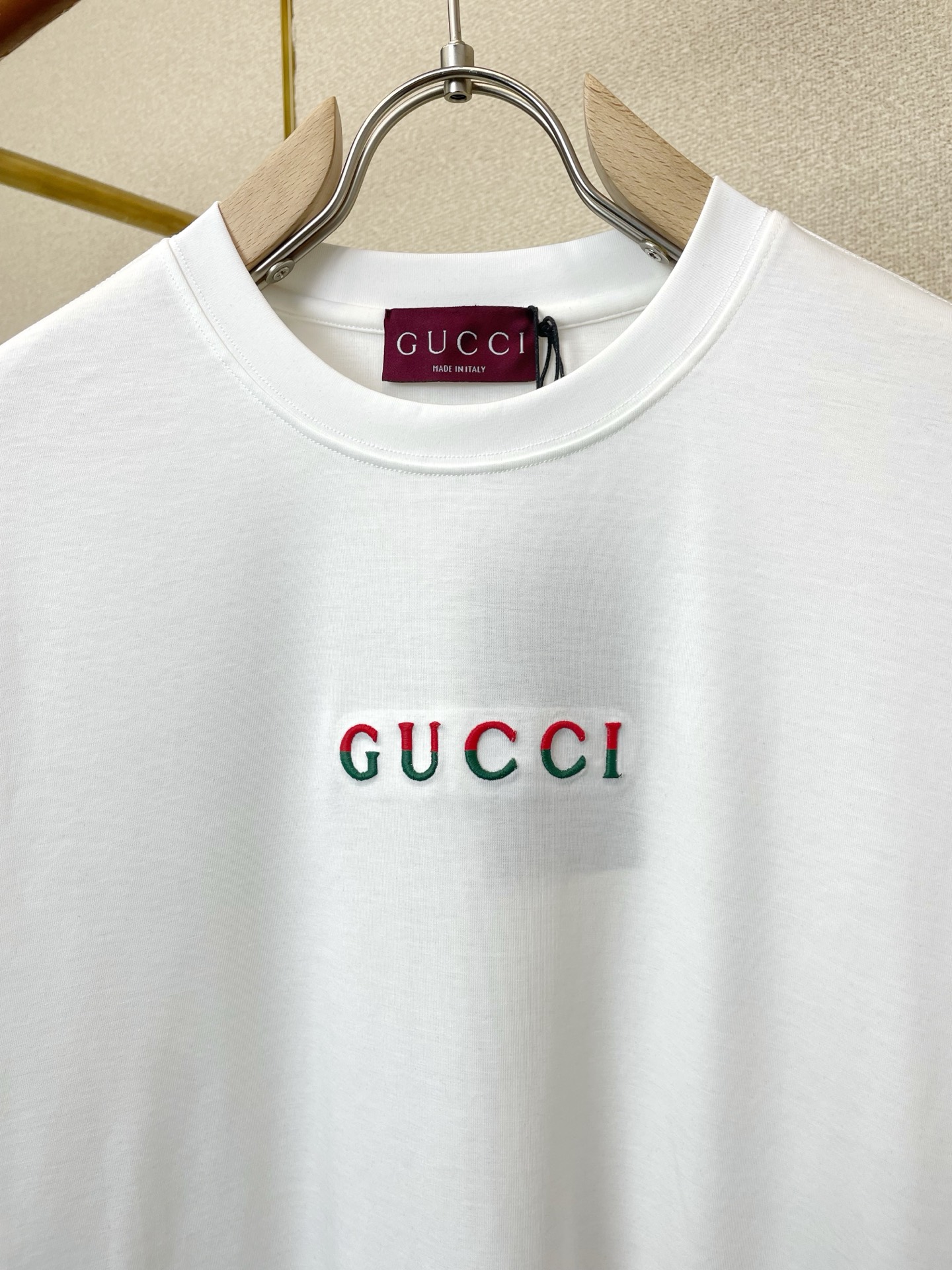 。Gucci古驰💥独家专供新款原单男士休闲短袖 高端定制 高端版本 时尚百搭爆款⚠️⚠️✨✨进口面料 手