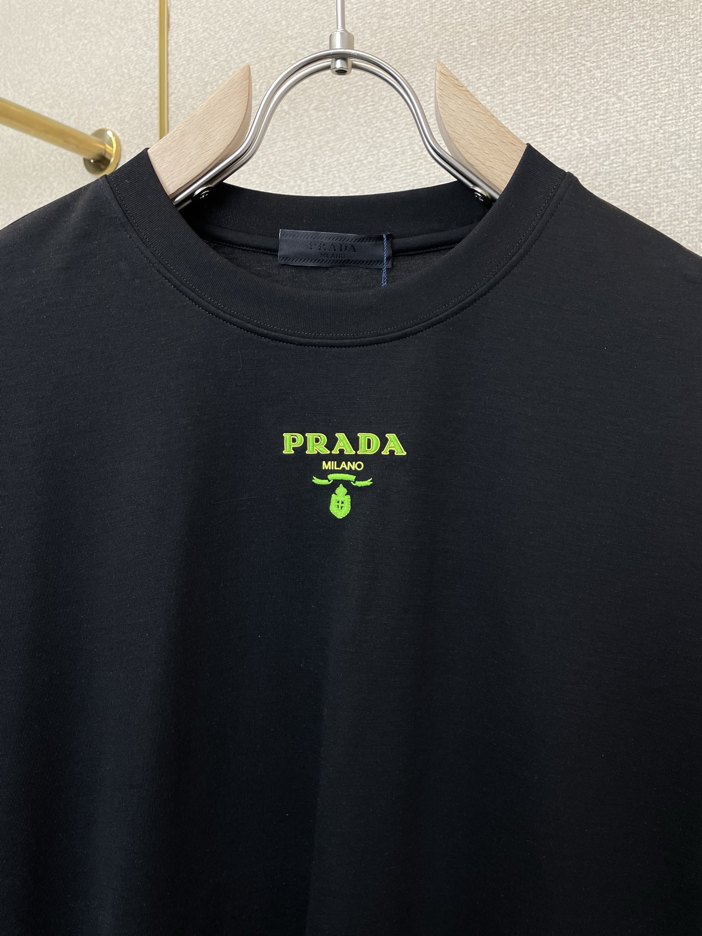 。Prada普拉达💥独家专供新款原单男士休闲短袖 高端定制 高端版本 时尚百搭爆款⚠️⚠️✨✨进口面料 