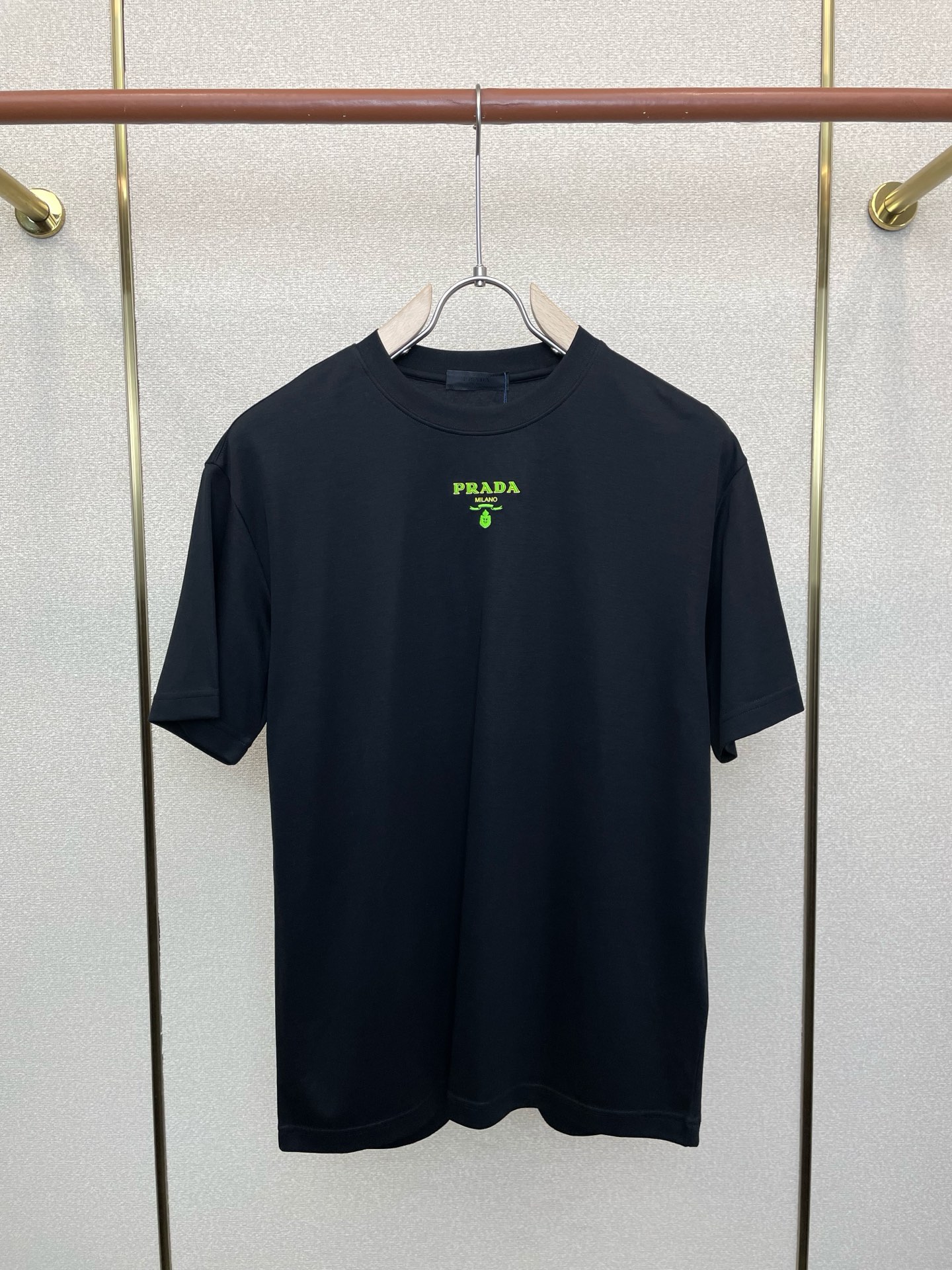 。Prada普拉达💥独家专供新款原单男士休闲短袖 高端定制 高端版本 时尚百搭爆款⚠️⚠️✨✨进口面料 