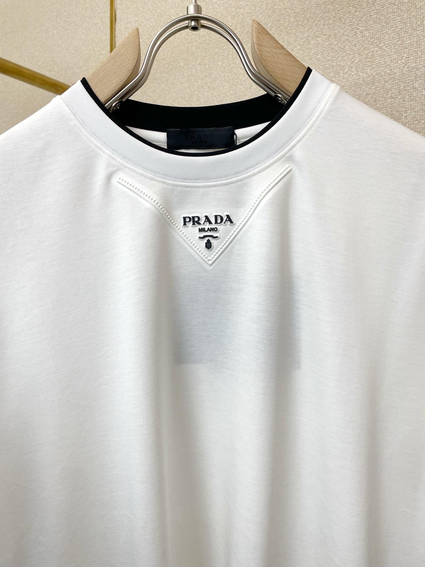 。Prada普拉达💥独家专供新款原单男士休闲短袖 高端定制 高端版本 时尚百搭爆款⚠️⚠️✨✨进口面料 