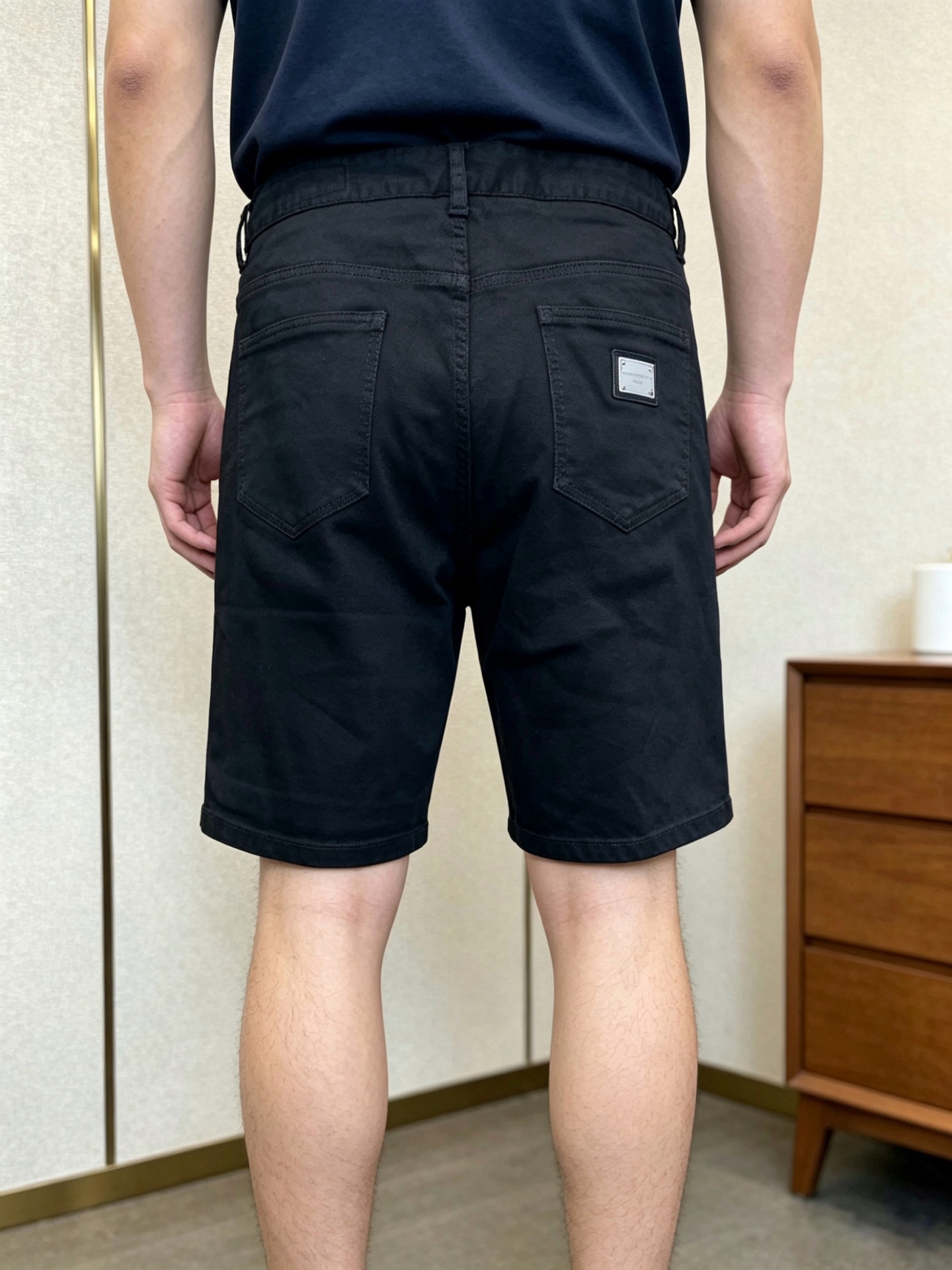 。Dolce&Gabbana杜嘉班纳💥独家专供新款休闲牛仔短裤🩳高端版本！专柜定制面料 透气舒适度高，细