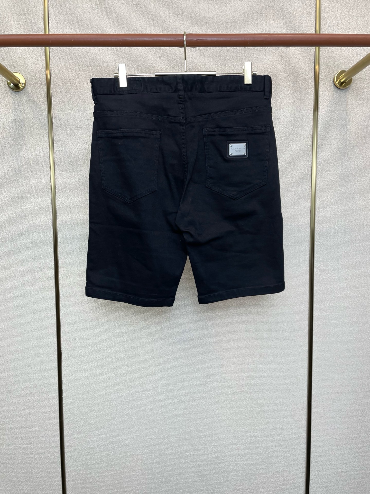 。Dolce&Gabbana杜嘉班纳💥独家专供新款休闲牛仔短裤🩳高端版本！专柜定制面料 透气舒适度高，细