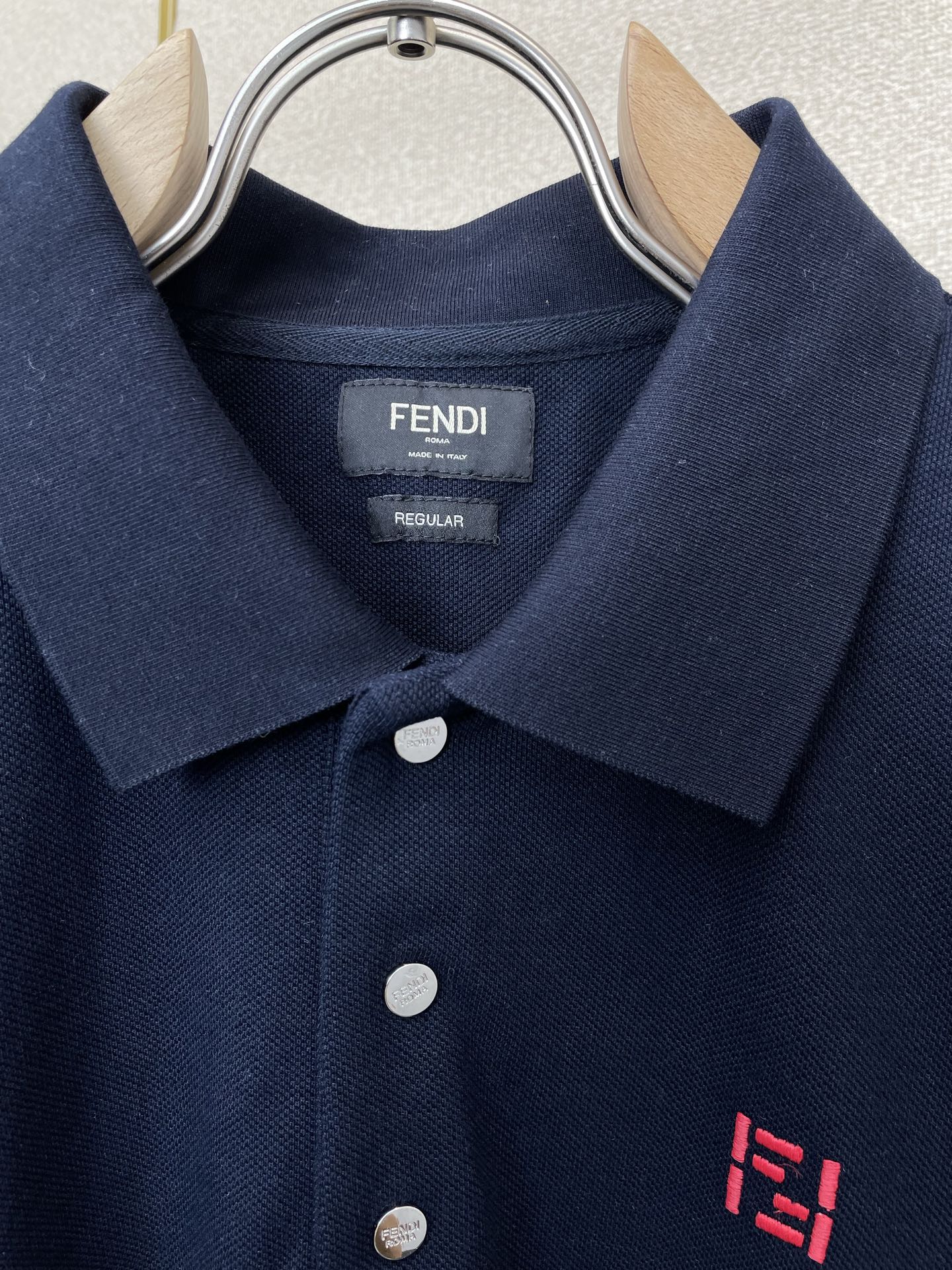 。FENDI芬迪💥独家专供新款原单男士休闲短袖 高端定制 高端版本 时尚百搭爆款⚠️⚠️✨✨进口面料 手