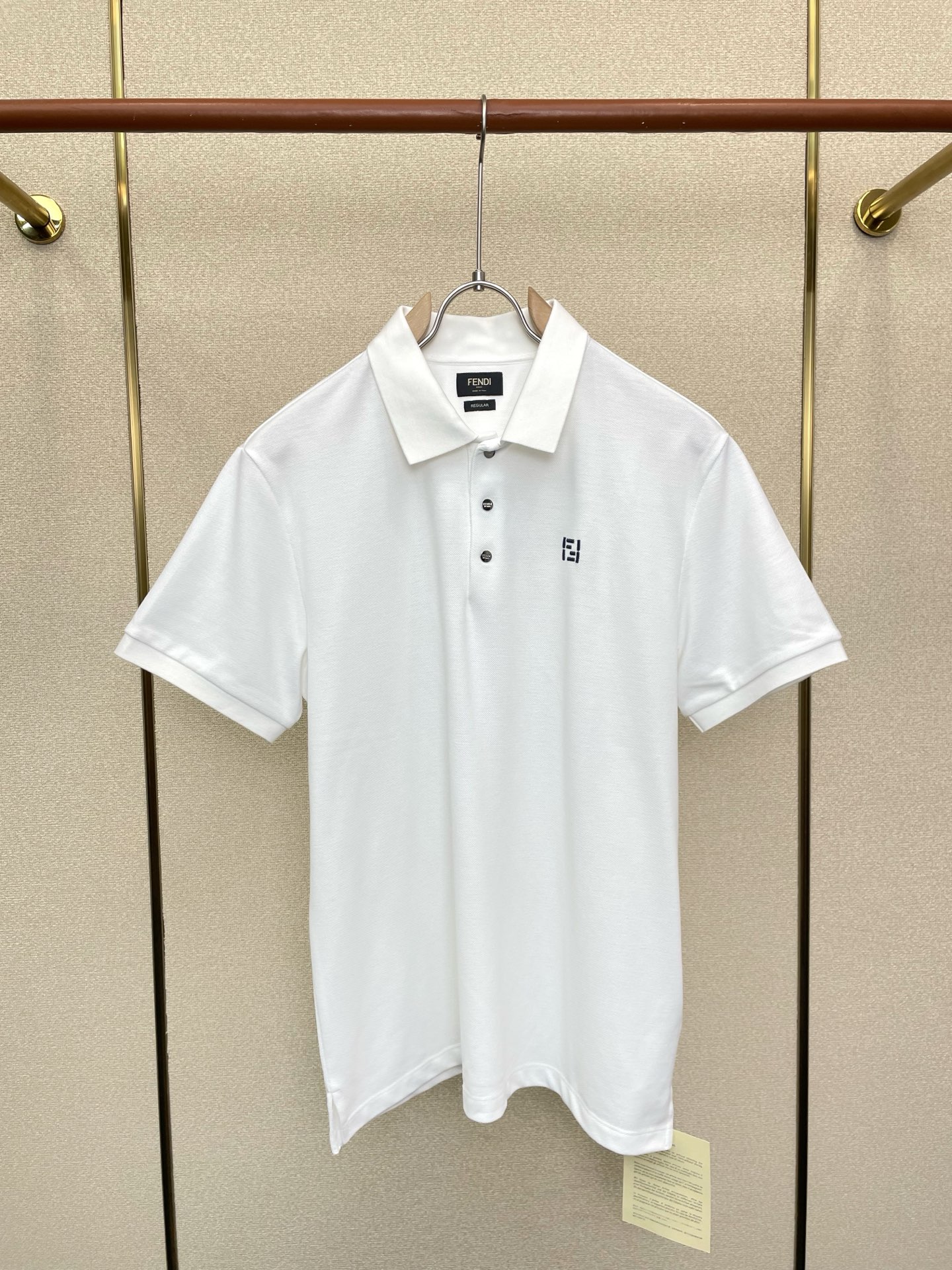 。FENDI芬迪💥独家专供新款原单男士休闲短袖 高端定制 高端版本 时尚百搭爆款⚠️⚠️✨✨进口面料 手