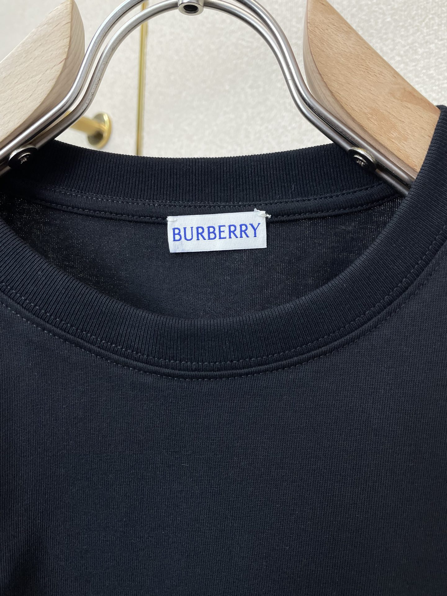 。Burberry巴宝莉💥独家专供新款原单男士休闲短袖 高端定制 高端版本 时尚百搭爆款⚠️⚠️✨✨进口