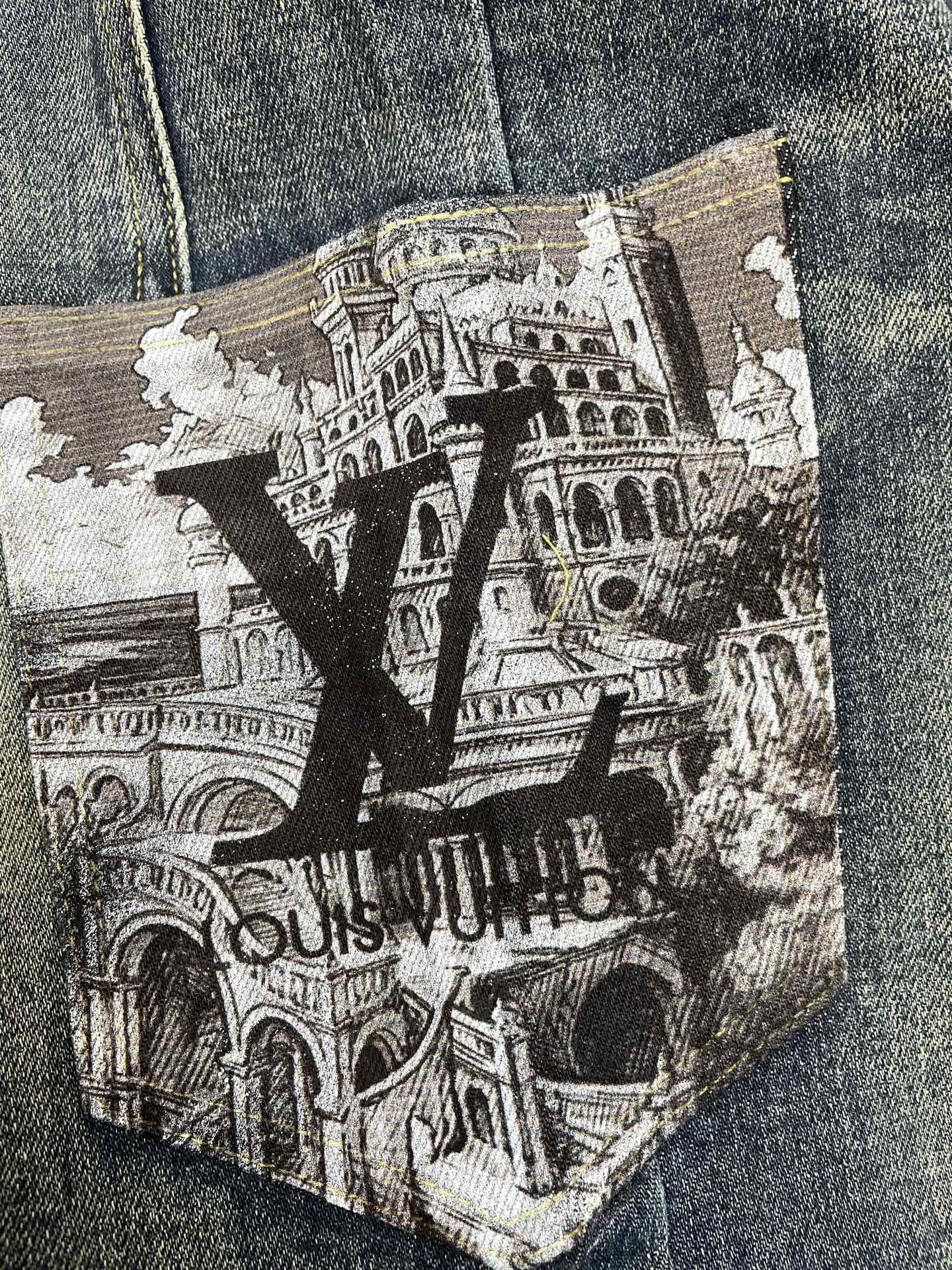 。Louis Vuitton路易威登💥独家专供新款休闲牛仔短裤🩳 高端版本！专柜定制面料 透气舒适度高，