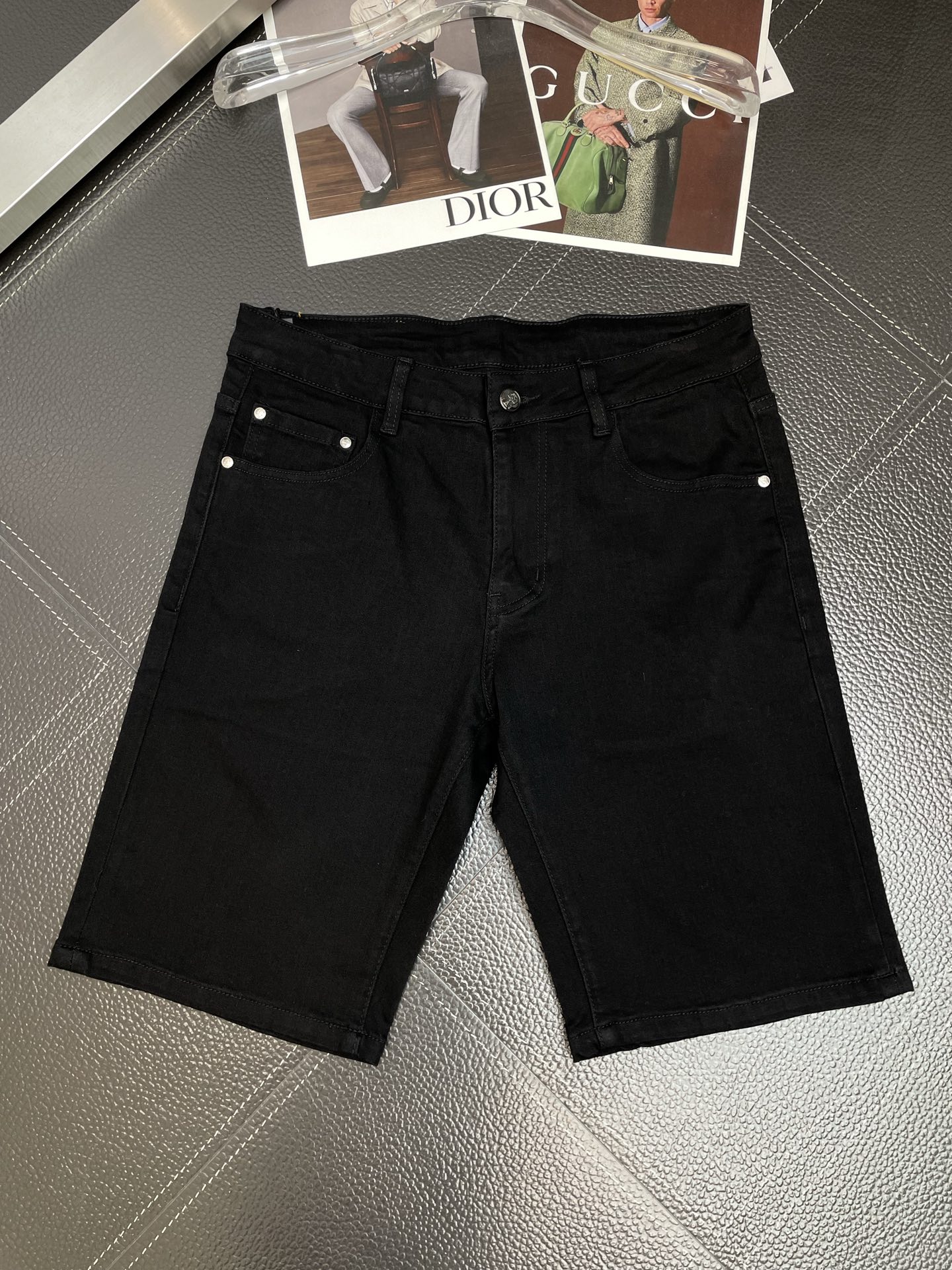 。BC-Brunello Cucineli 布鲁内洛·库奇内利💥独家专供新款休闲短裤🩳 高端版本！专柜定