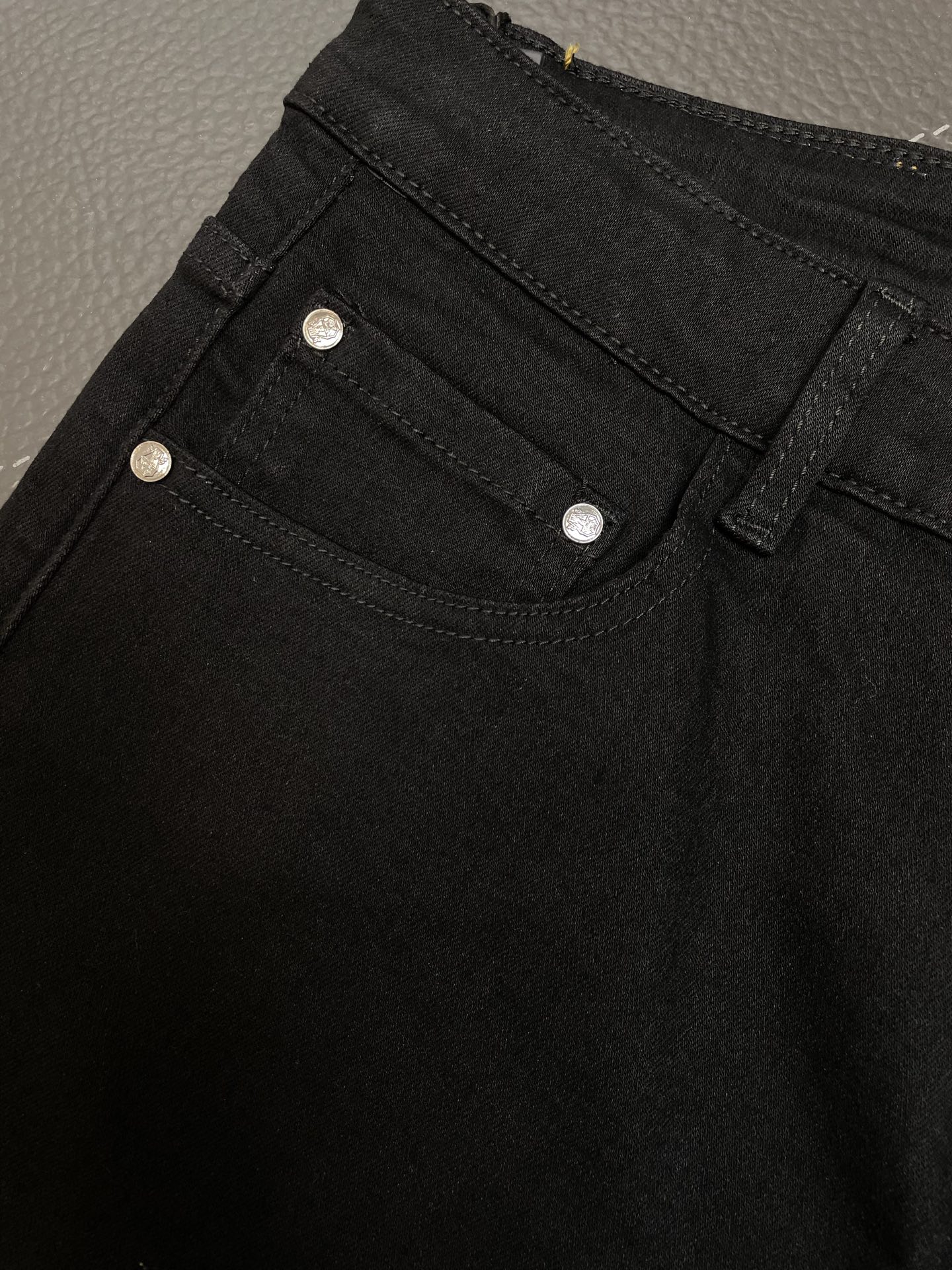 。BC-Brunello Cucineli 布鲁内洛·库奇内利💥独家专供新款休闲短裤🩳 高端版本！专柜定