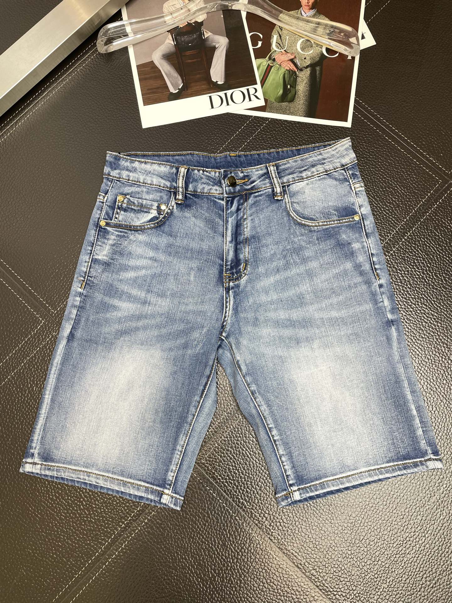 。Loro Piana-Loro Piana诺悠翩雅💥独家专供新款休闲短裤🩳 高端版本！专柜定制面料 透