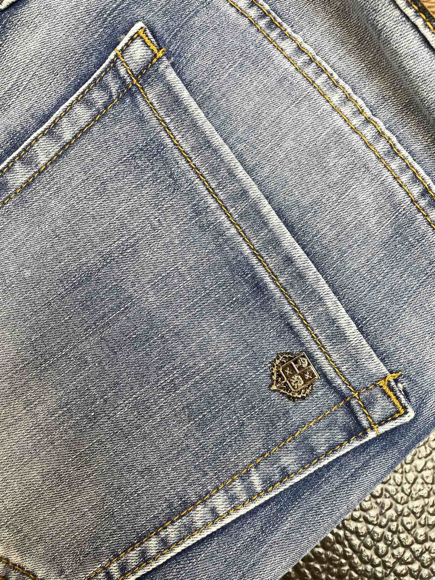 。Loro Piana-Loro Piana诺悠翩雅💥独家专供新款休闲短裤🩳 高端版本！专柜定制面料 透