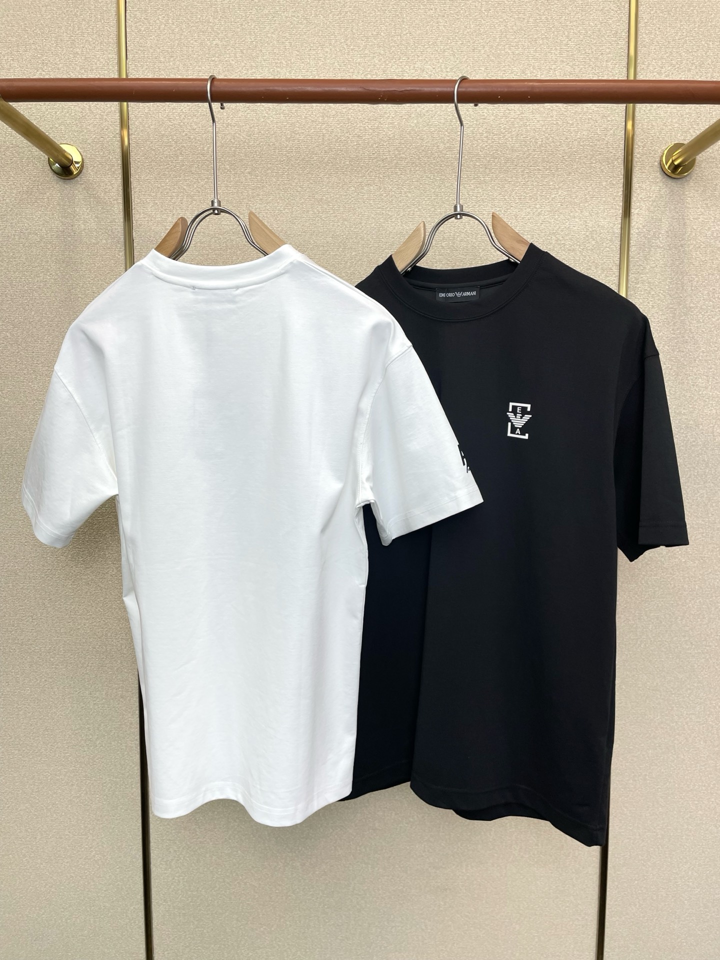。ARMANI阿玛尼💥砸锅卖铁都要上的新款新款原单男士休闲短袖 高端定制 高端版本 时尚百搭爆款⚠️⚠️