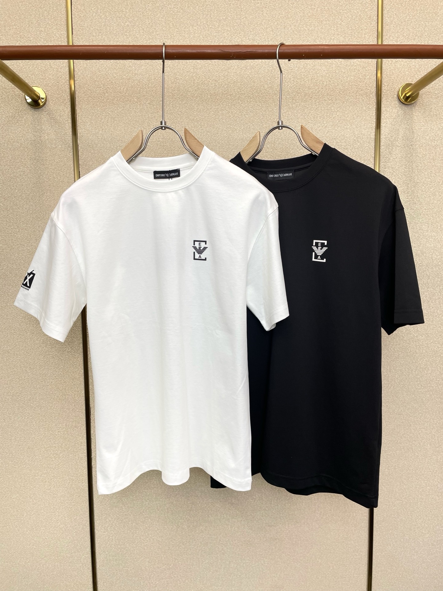 。ARMANI阿玛尼💥砸锅卖铁都要上的新款新款原单男士休闲短袖 高端定制 高端版本 时尚百搭爆款⚠️⚠️