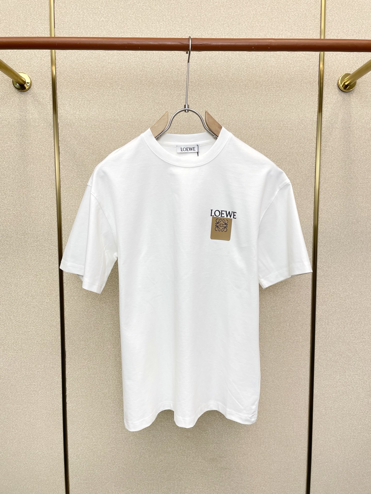 。LOEWE罗意威💥砸锅卖铁都要上的新款新款原单男士休闲短袖 高端定制 高端版本 时尚百搭爆款⚠️⚠️✨