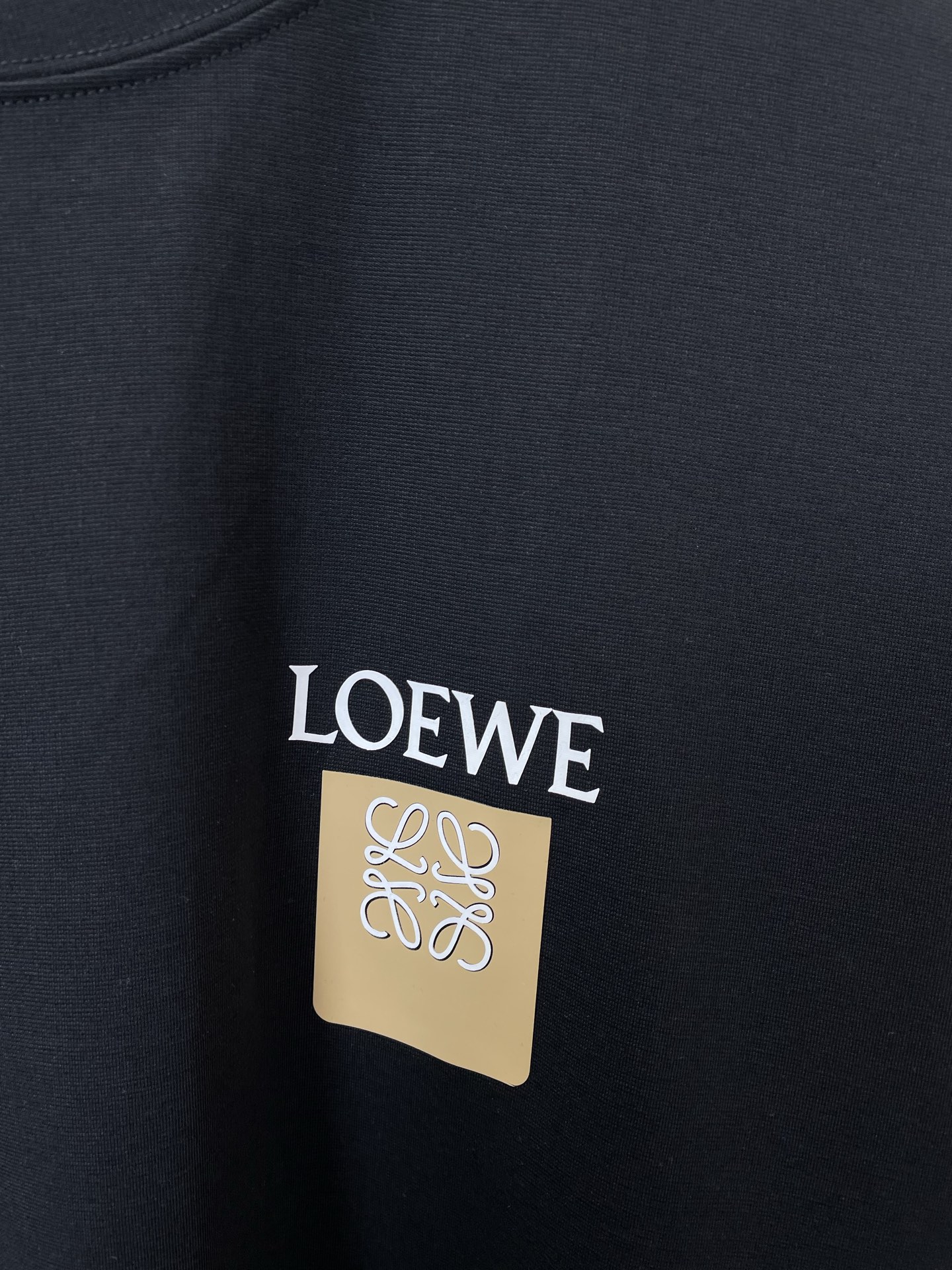 。LOEWE罗意威💥砸锅卖铁都要上的新款新款原单男士休闲短袖 高端定制 高端版本 时尚百搭爆款⚠️⚠️✨