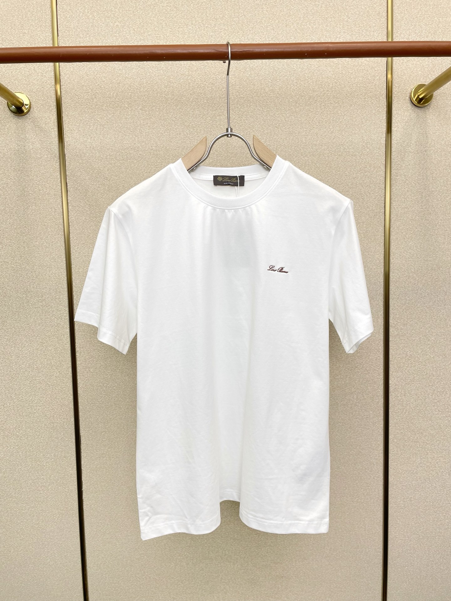 。Loro Piana-Loro Piana诺悠翩雅💥砸锅卖铁都要上的新款新款原单男士休闲短袖 高端定制