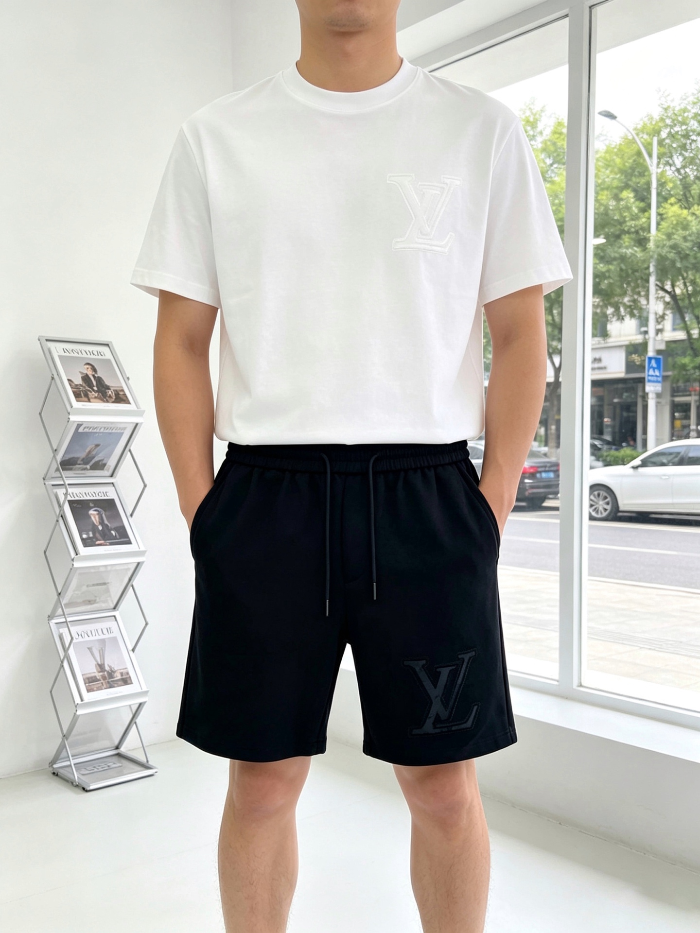 。Louis Vuitton路易威登💥砸锅卖铁都要上的新款新款休闲短裤🩳 高端版本！专柜定制面料 透气舒