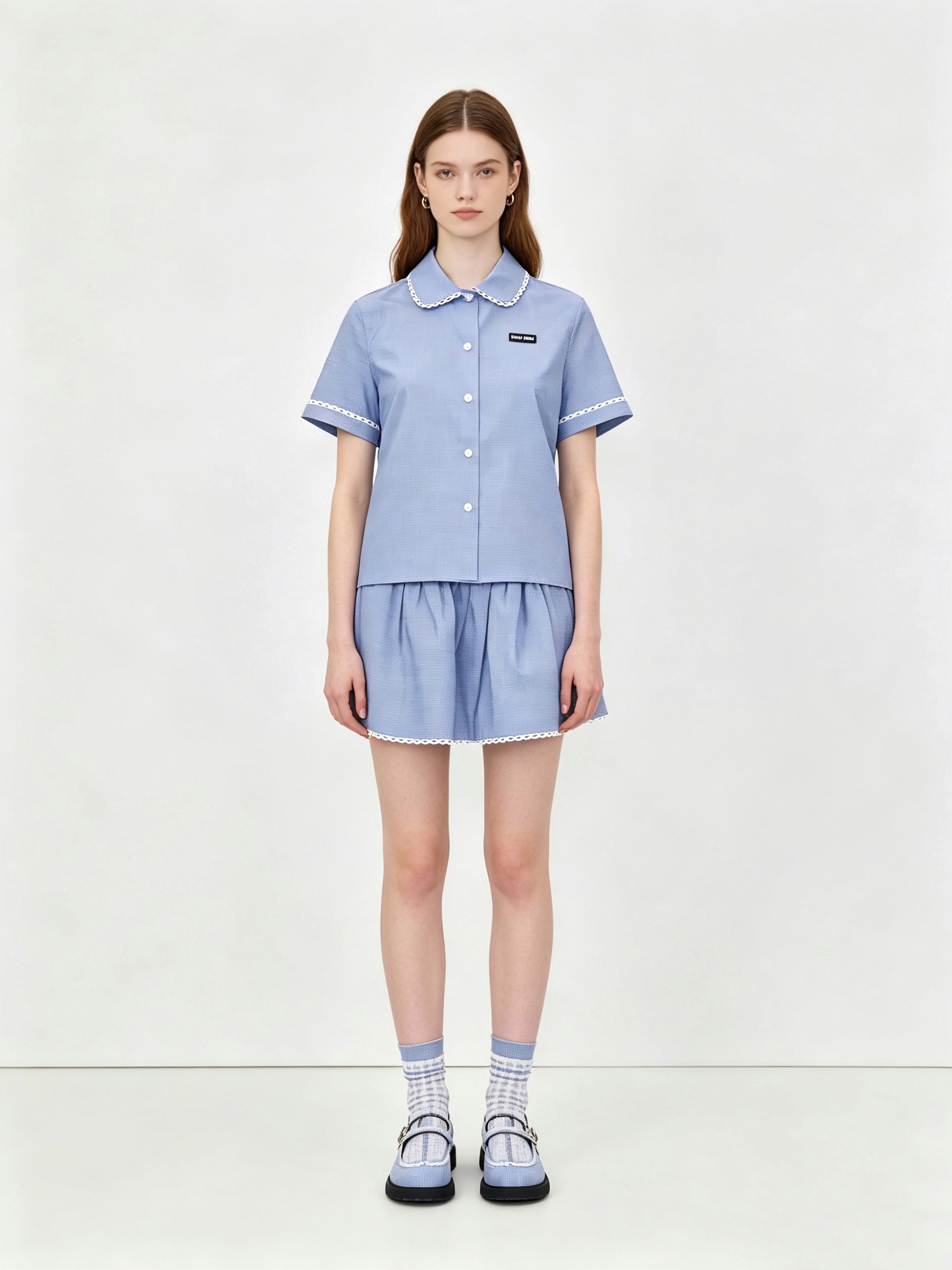 NO:836311,Short sleeves, skirts. Miumiu is a high-end brand of new and popular women's casual skirt suits. Unique design. Custom-made fabrics at the counter. Highly breathable and comfortable, with impeccable details. The brand element design concept reflects high quality. It feels delicate and soft!  It presents a casual cut and the upper body shape is awesome!  Code number 38.40.42 new style,,miumiu,skirts,T-shirt,19860909短袖、裙子.Miumiu谬谬砸锅卖铁都要上的新款新款女装休闲裙子套装高端品牌 独特设计 专柜定制面料 透气舒适度高,细节无可挑剔,品牌元素设计理念,体现高品质.手感细腻柔软！呈现休闲裁剪,上身版型超赞！码数38.40.42砸锅卖铁上新款,,miumiu,skirts,T-shirt,,Men's clothing
