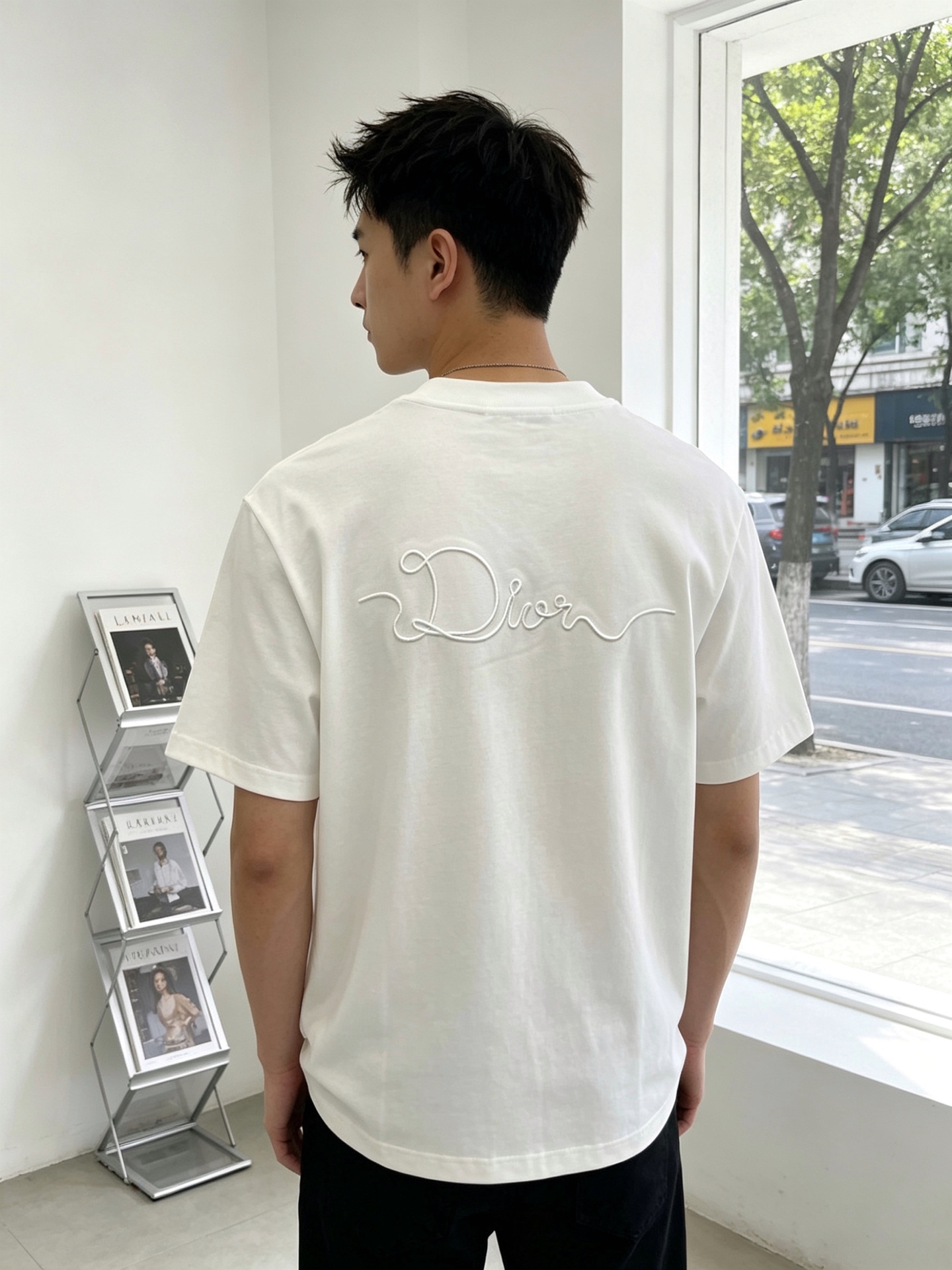 。Dior迪奥💥砸锅卖铁都要上的新款新款原单男士休闲短袖 高端定制 高端版本 时尚百搭爆款⚠️⚠️✨✨进