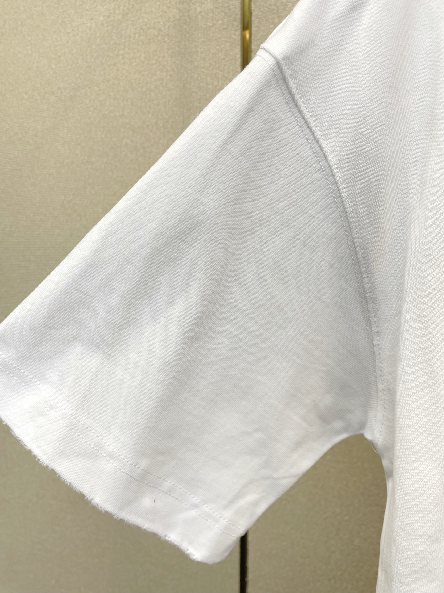 。Dior迪奥💥砸锅卖铁都要上的新款新款原单男士休闲短袖 高端定制 高端版本 时尚百搭爆款⚠️⚠️✨✨进