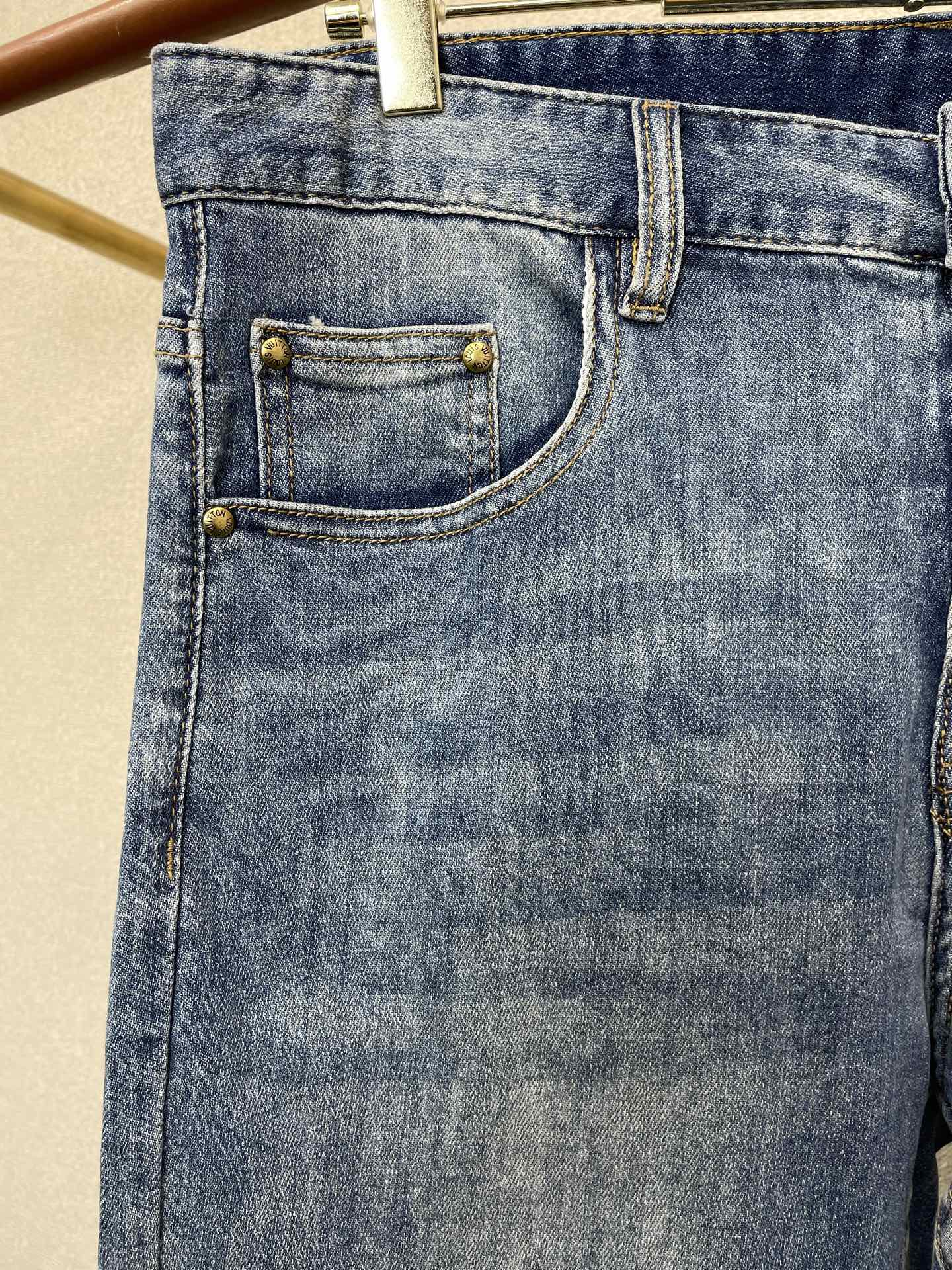 。Louis Vuitton路易威登💥砸锅卖铁都要上的新款新款休闲牛仔裤👖高端版本 专柜定制面料 透气舒