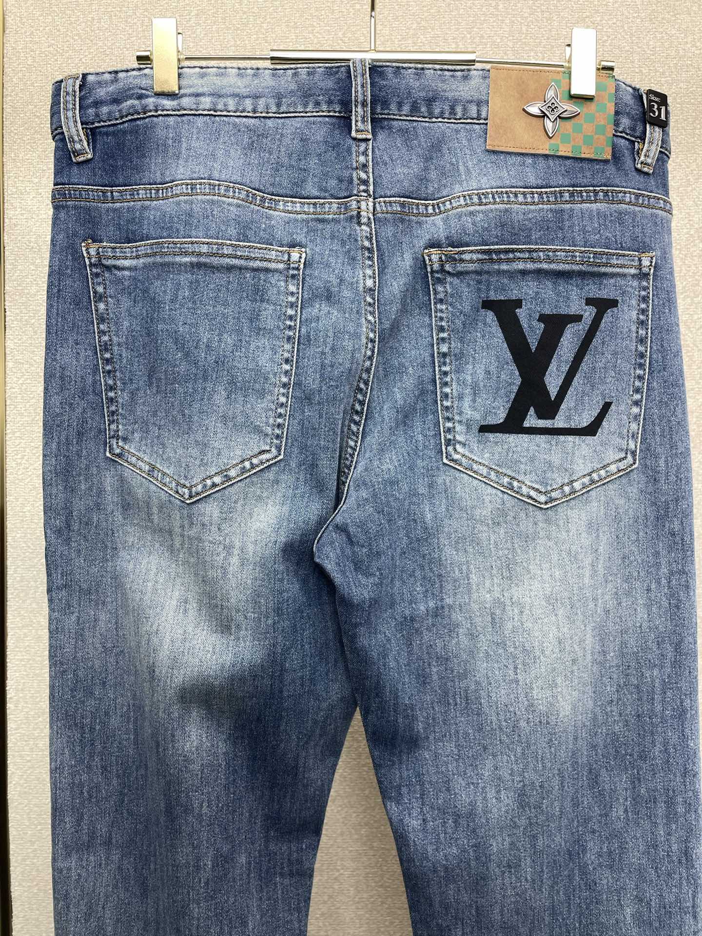 。Louis Vuitton路易威登💥砸锅卖铁都要上的新款新款休闲牛仔裤👖高端版本 专柜定制面料 透气舒