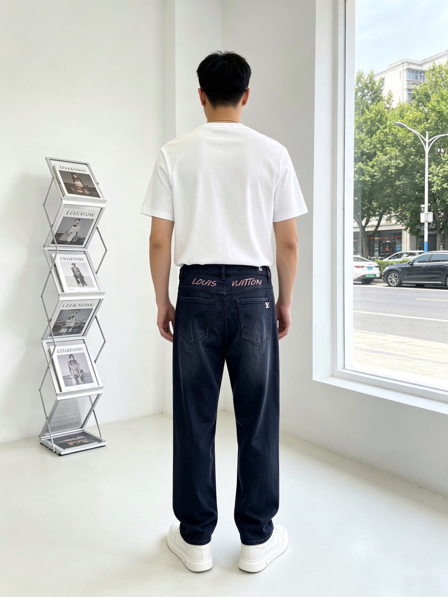 。Louis Vuitton路易威登💥独家专供新款休闲牛仔裤👖高端版本 专柜定制面料 透气舒适度高，细节