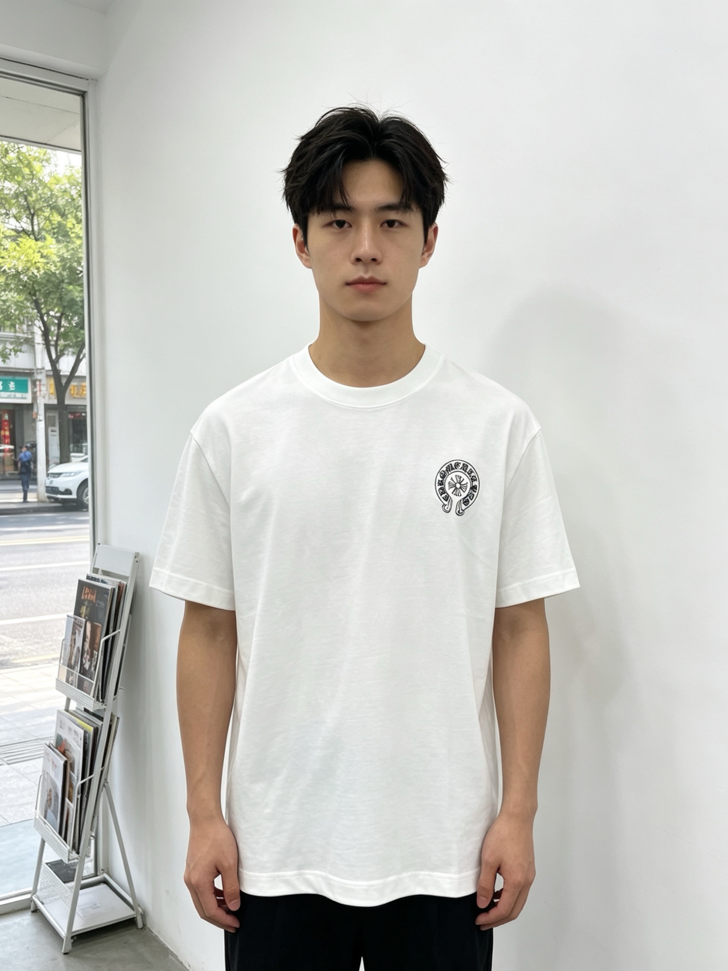 NO:842821,.Chrome hearts Chrome hearts are a must-have new style of men's casual short sleeves. High-end customization. High-end version. Fashionable and versatile imported fabrics. Super soft and delicate feel. Skin-friendly and comfortable to wear. High-end boutique. The upper body is finely made by the factory. It is a must-have item for men. Complete three standards. Size S-2XL. New style. Chrome hearts, chrome hearts, T-shirt,19860909.Chrome hearts克罗心砸锅卖铁都要上的新款新款原单男士休闲短袖 高端定制 高端版本 时尚百搭爆款进口面料 手感超柔软细腻 穿着亲肤舒适 高端精品 代工厂精细做上身非常赞 男士必备单品 三标齐全 码数S-2XL砸锅卖铁上新款,,chrome hearts,chrome hearts,T-shirt,,Men's clothing