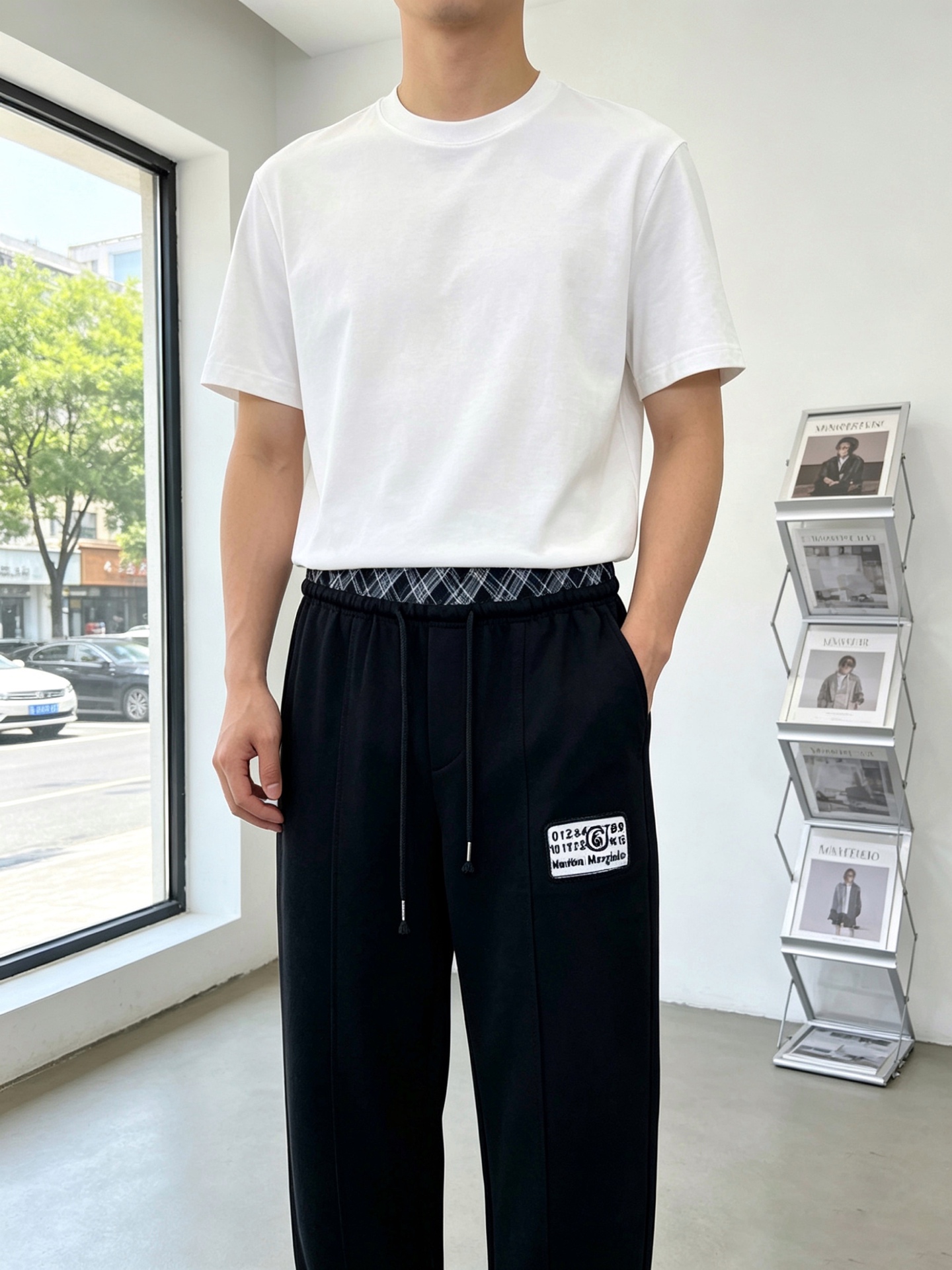 NO:837950,.Masion Margiela exclusively offers high-end versions of new casual pants!  Custom-made fabrics at the counter are highly breathable and comfortable, with impeccable details and brand element design concepts, reflecting high quality. It feels delicate and soft!  It presents a casual cut and the upper body shape is awesome!  Size: M-3XL,, masion margiela,19860909.Masion Margiela梅森马吉拉独家专供新款 休闲裤 高端版本！专柜定制面料 透气舒适度高,细节无可挑剔,品牌元素设计理念,体现高品质.手感细腻柔软！呈现休闲裁剪,上身版型超赞！码数: M-3XL,,masion margiela,,Men's clothing