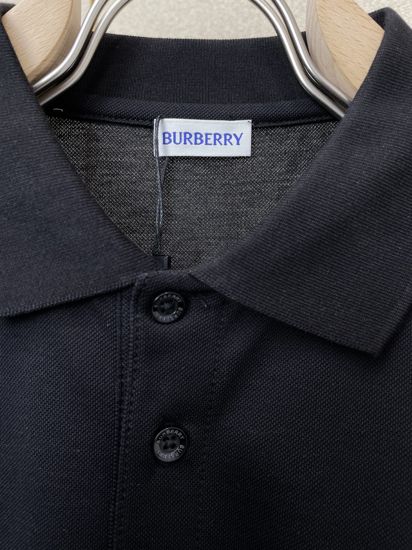 。Burberry巴宝莉💥独家专供新款原单男士休闲短袖 高端定制 高端版本 时尚百搭爆款⚠️⚠️✨✨进口