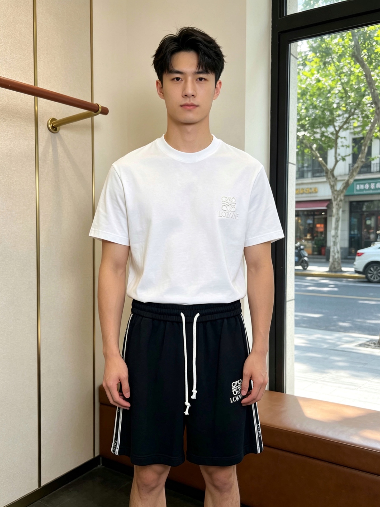 NO:842849,.LOEWE's new high-end version of casual shorts is a must-have for everyone!  Custom-made fabrics at the counter are highly breathable and comfortable, with impeccable details and brand element design concepts, reflecting high quality. It feels delicate and soft!  It presents a casual cut and the upper body shape is awesome!  Size: S-2XL new model, loewe, loewe, shorts,19860909.LOEWE罗意威砸锅卖铁都要上的新款新款 休闲短裤高端版本！专柜定制面料 透气舒适度高,细节无可挑剔,品牌元素设计理念,体现高品质.手感细腻柔软！呈现休闲裁剪,上身版型超赞！码数:S-2XL砸锅卖铁上新款,,loewe,loewe,shorts,,Men's clothing