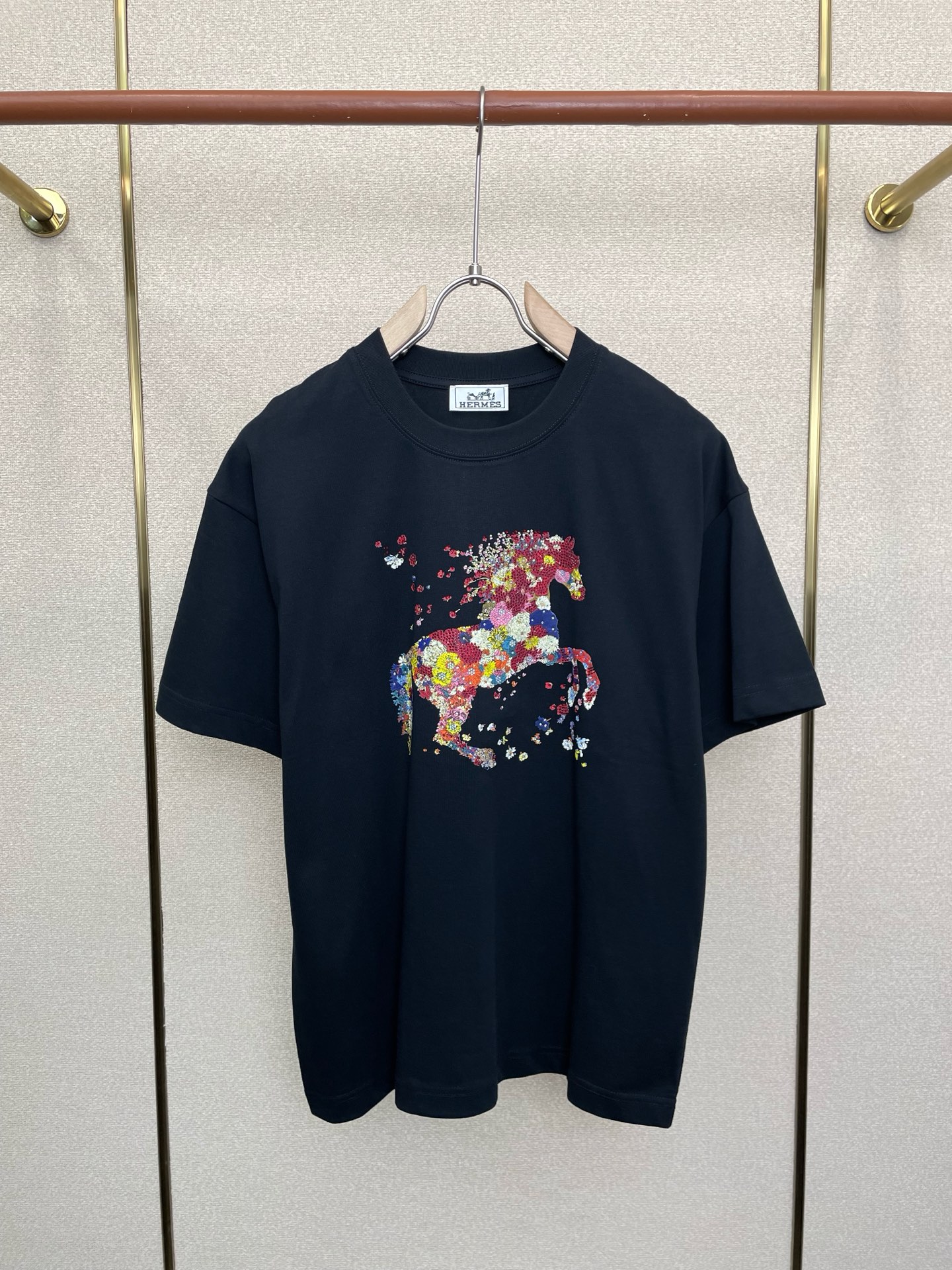 。Hermès爱马仕💥独家专供新款原单男士休闲短袖 高端定制 高端版本 时尚百搭爆款⚠️⚠️✨✨进口面料