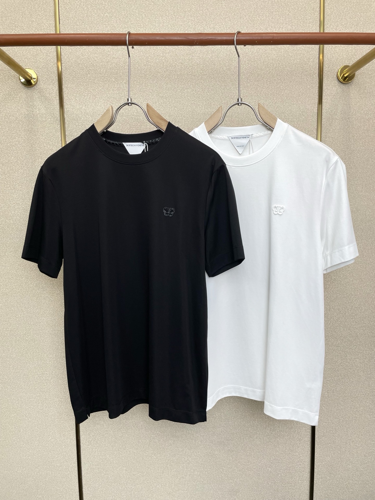 。Bottega Veneta葆蝶家💥独家专供新款原单男士休闲短袖 高端定制 高端版本 时尚百搭爆款⚠️