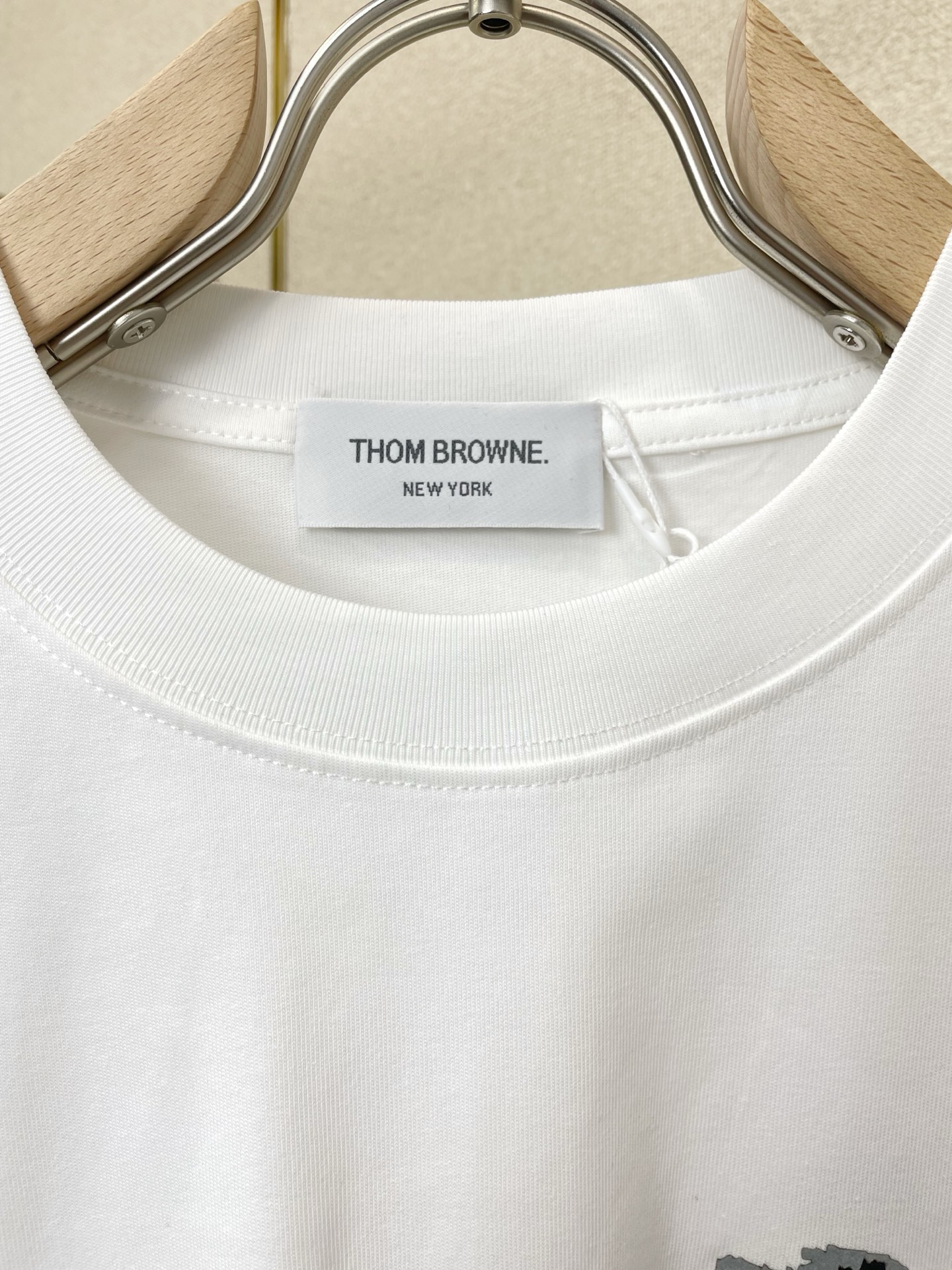 。Thom Browne汤姆布朗💥独家专供新款原单男士休闲短袖 高端定制 高端版本 时尚百搭爆款⚠️⚠️