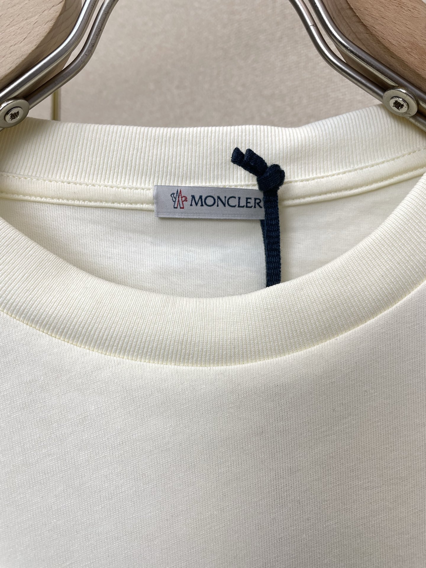 。Moncler蒙口💥独家专供新款原单男士休闲短袖 高端定制 高端版本 时尚百搭爆款⚠️⚠️✨✨进口面料