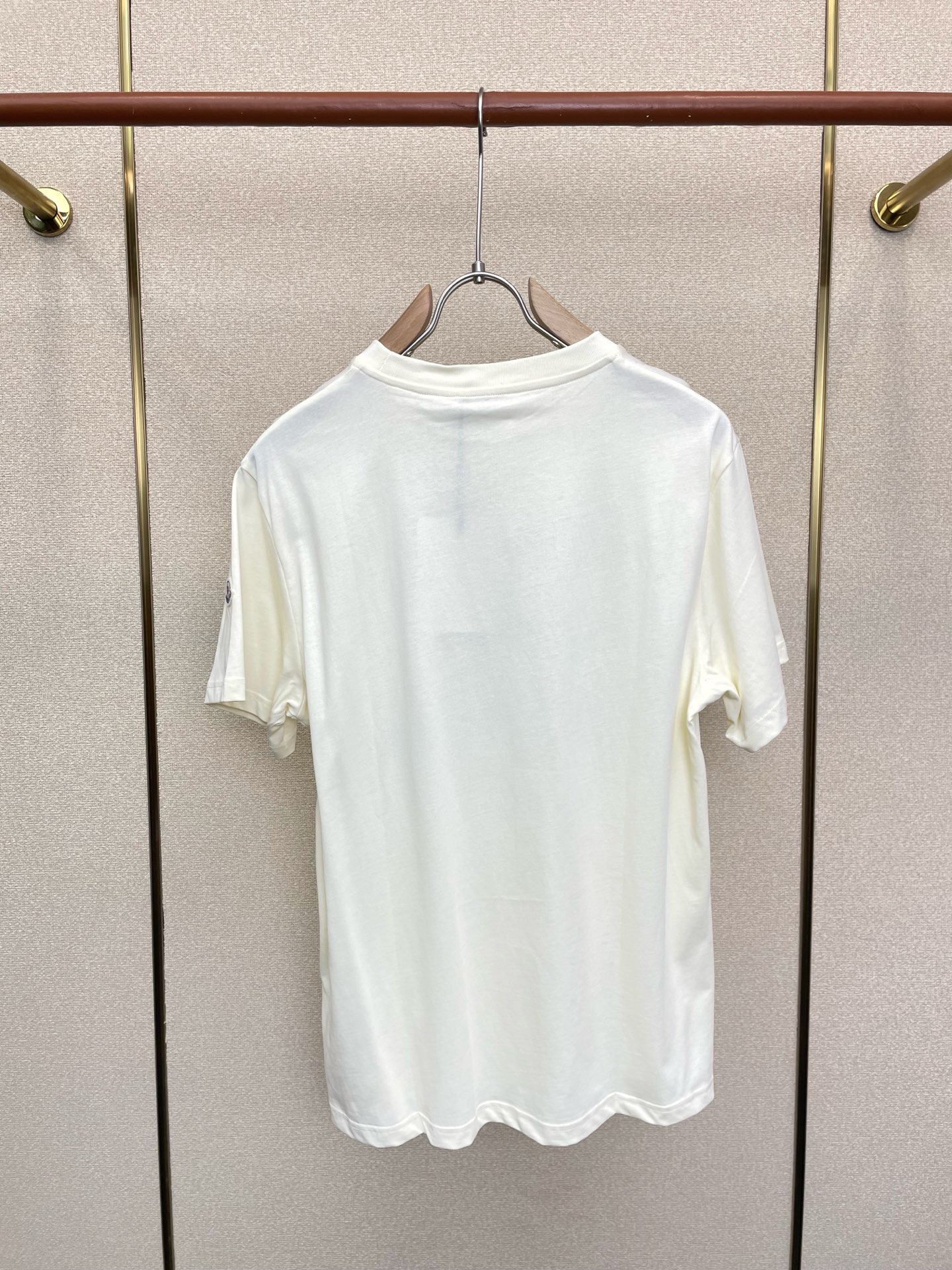 。Moncler蒙口💥独家专供新款原单男士休闲短袖 高端定制 高端版本 时尚百搭爆款⚠️⚠️✨✨进口面料