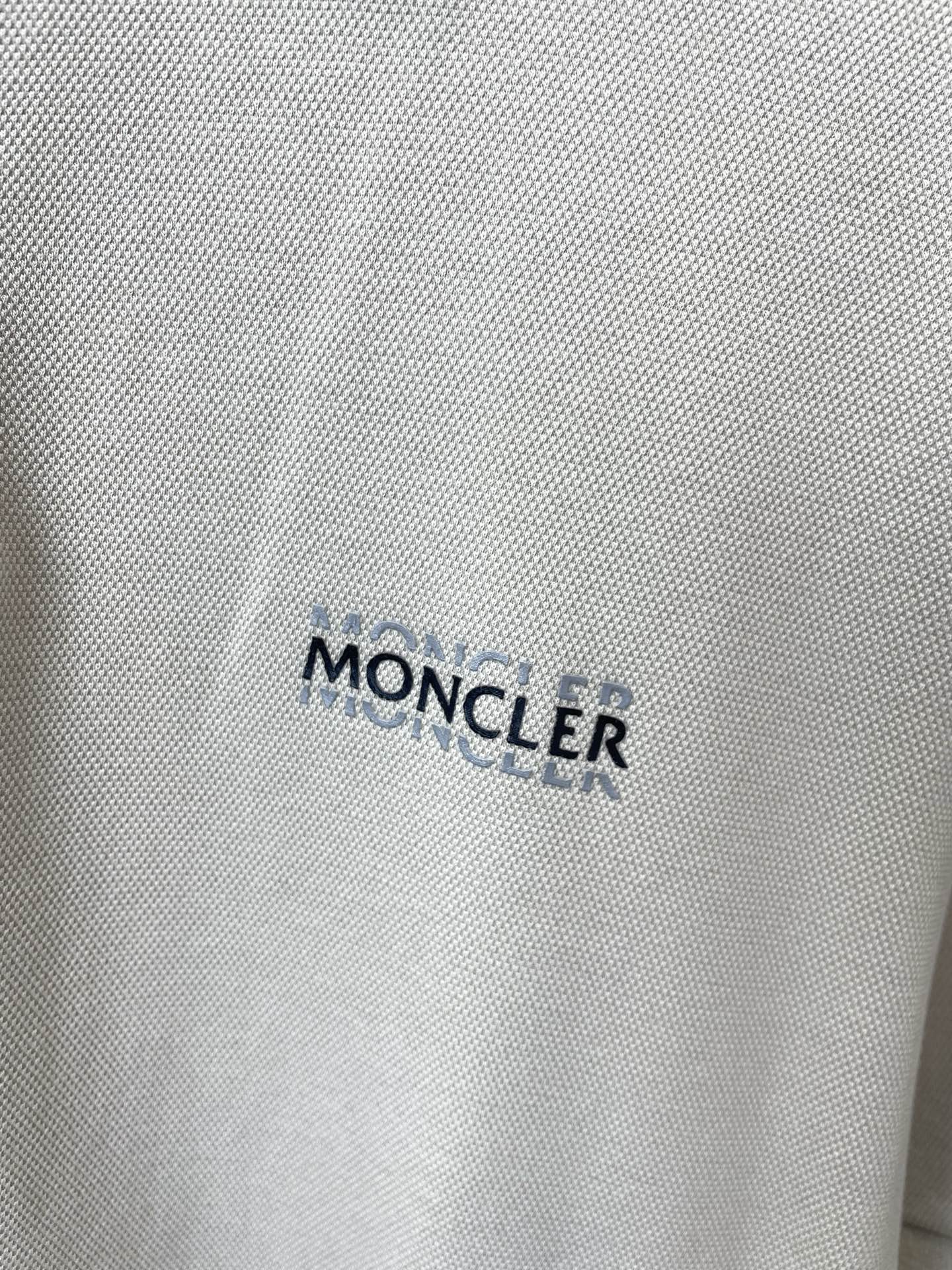 。Moncler蒙口💥独家专供新款原单男士休闲短袖 高端定制 高端版本 时尚百搭爆款⚠️⚠️✨✨进口面料