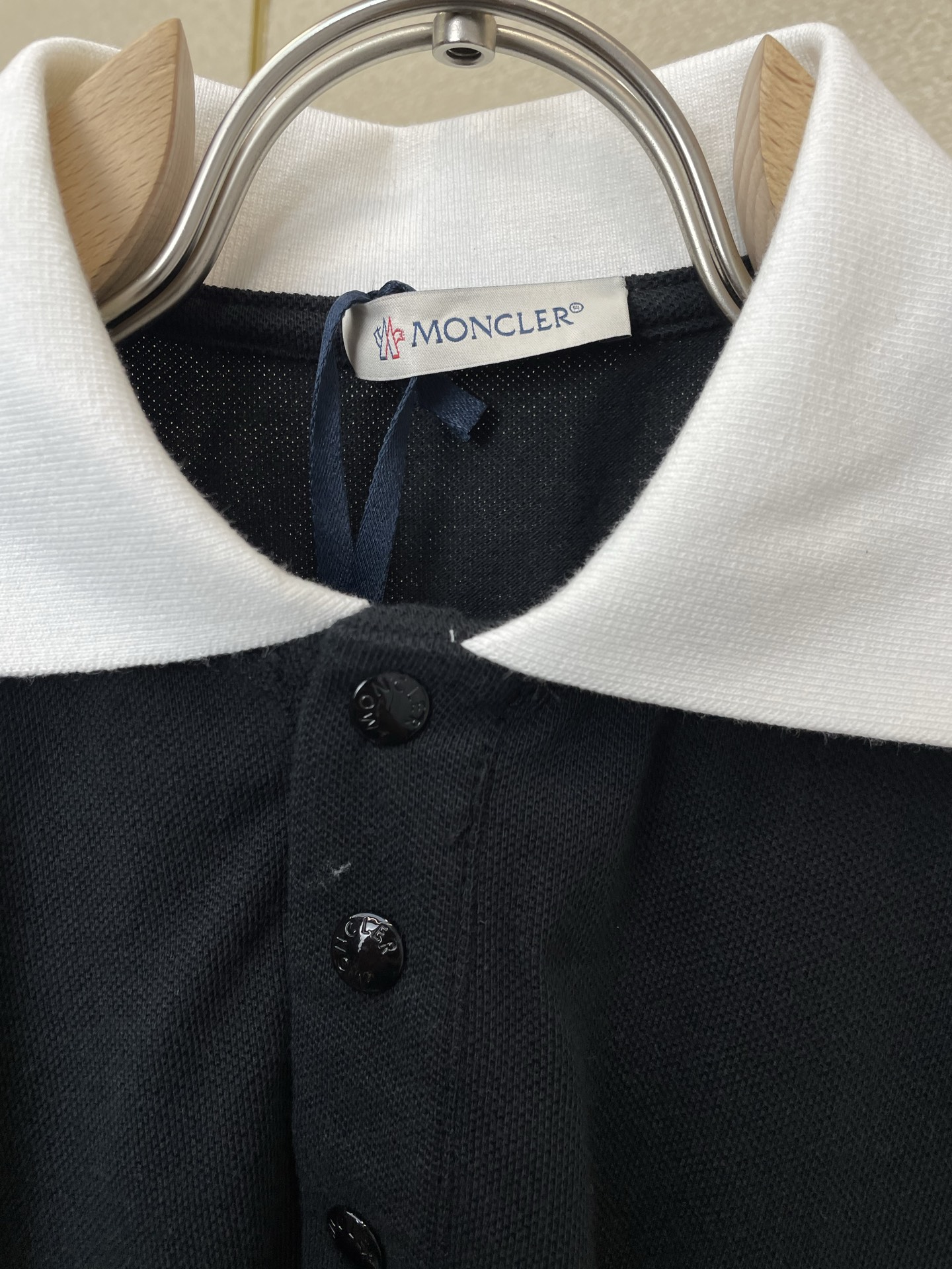 。Moncler蒙口💥独家专供新款原单男士休闲短袖 高端定制 高端版本 时尚百搭爆款⚠️⚠️✨✨进口面料